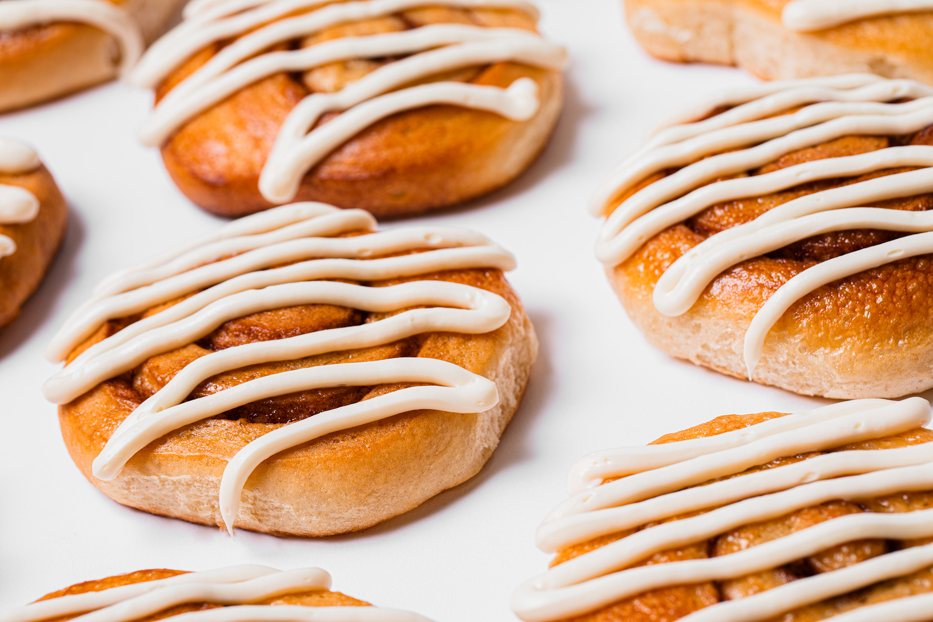 Canyon Pizza Co. New Breakfast Menu: Cinnamon Rolls