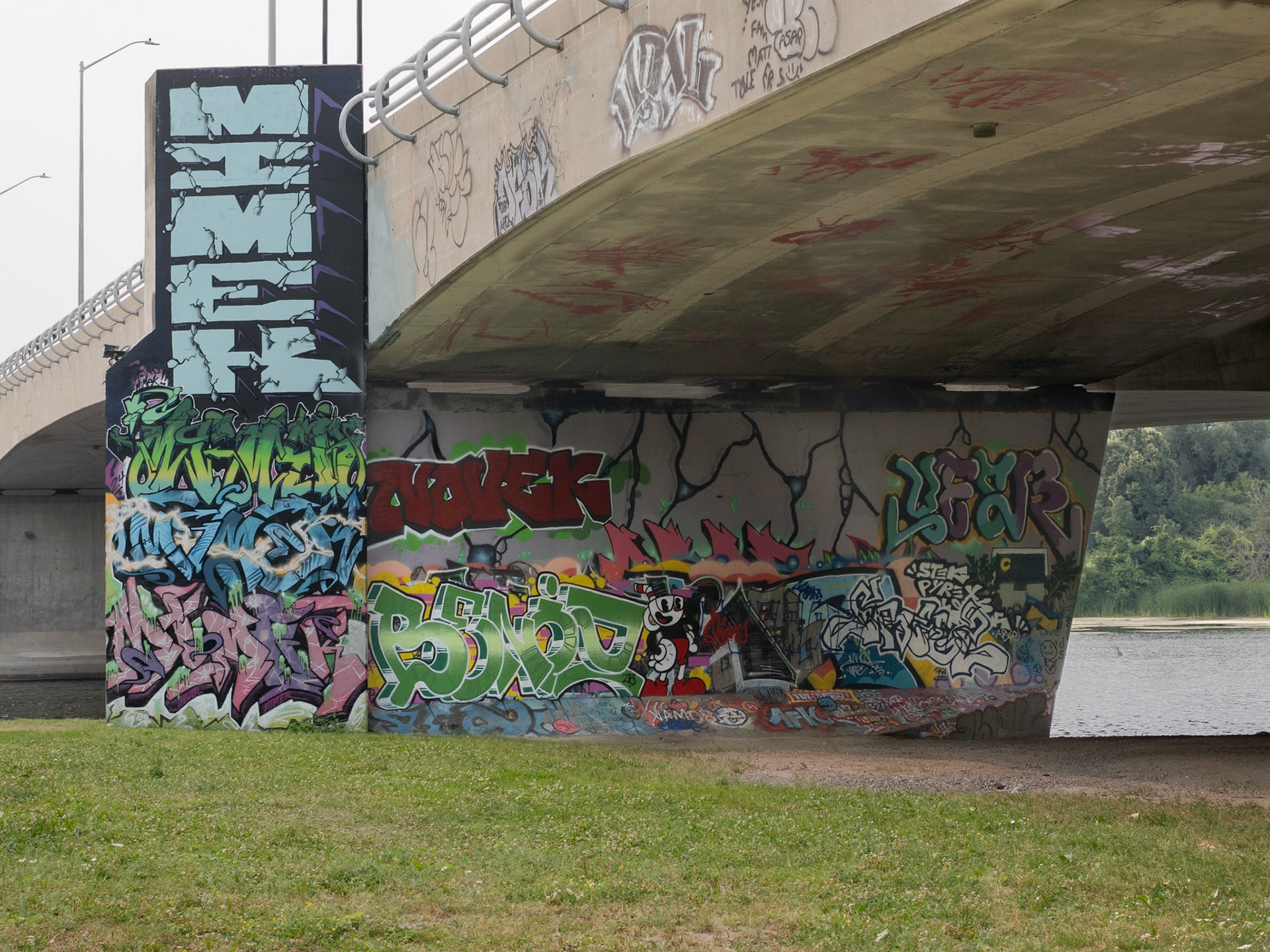 Dunbar (Bronson St) Bridge