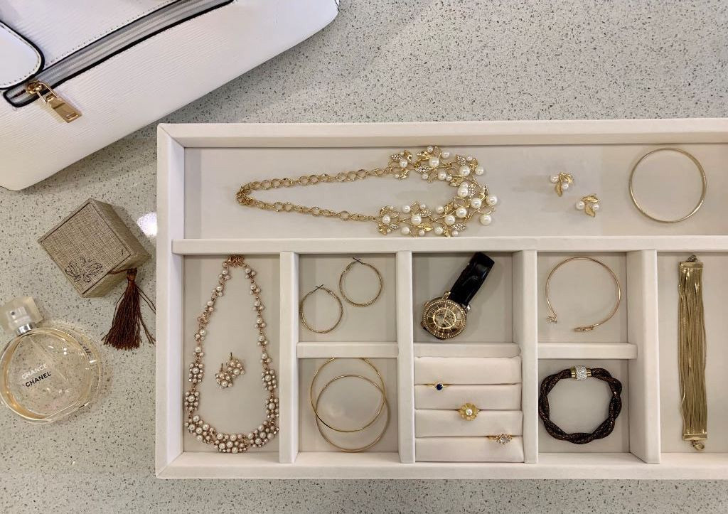 VELVET JEWELRY TRAY (standard color is black)