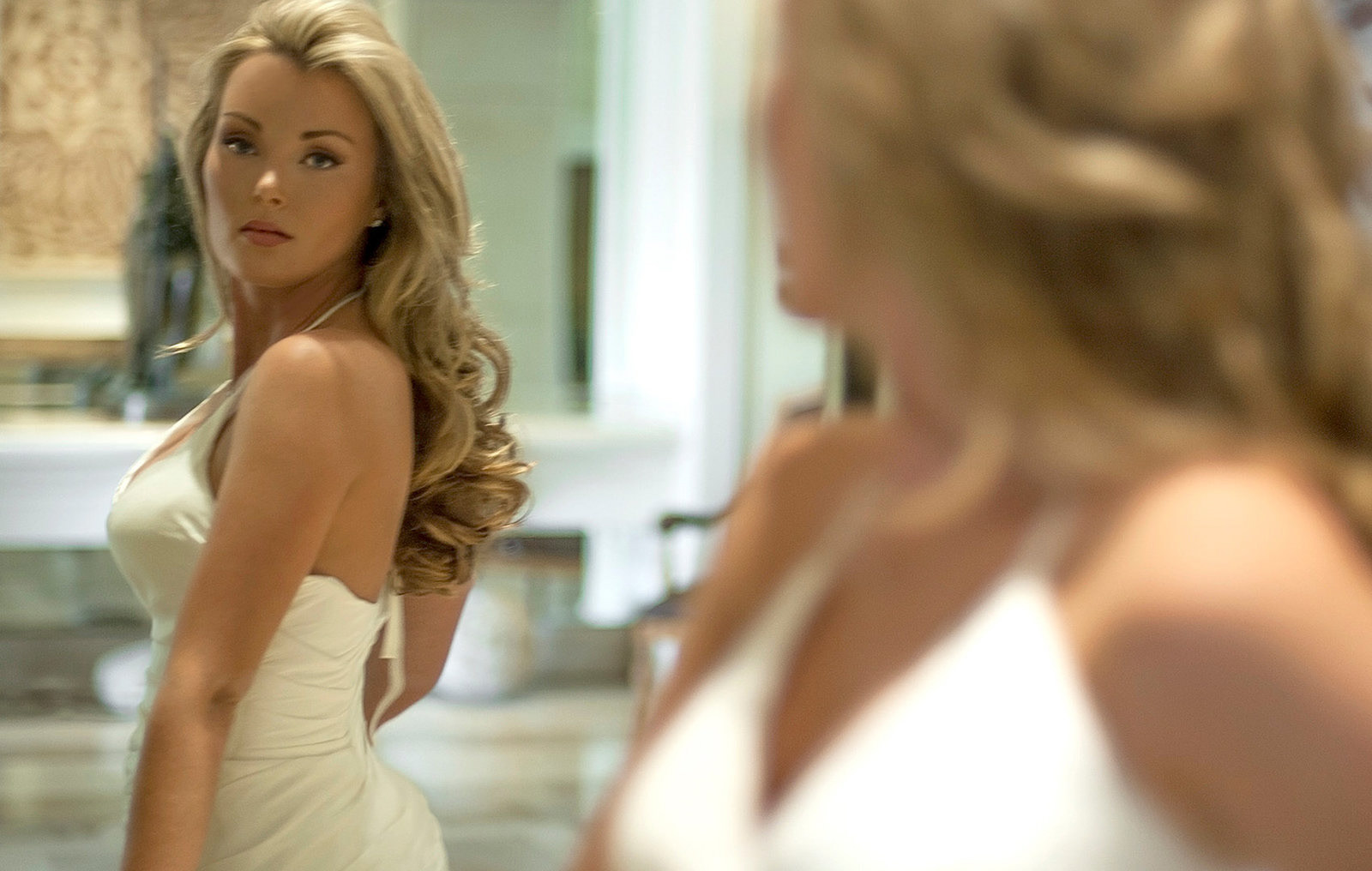 A radiant smile from a Maui bride