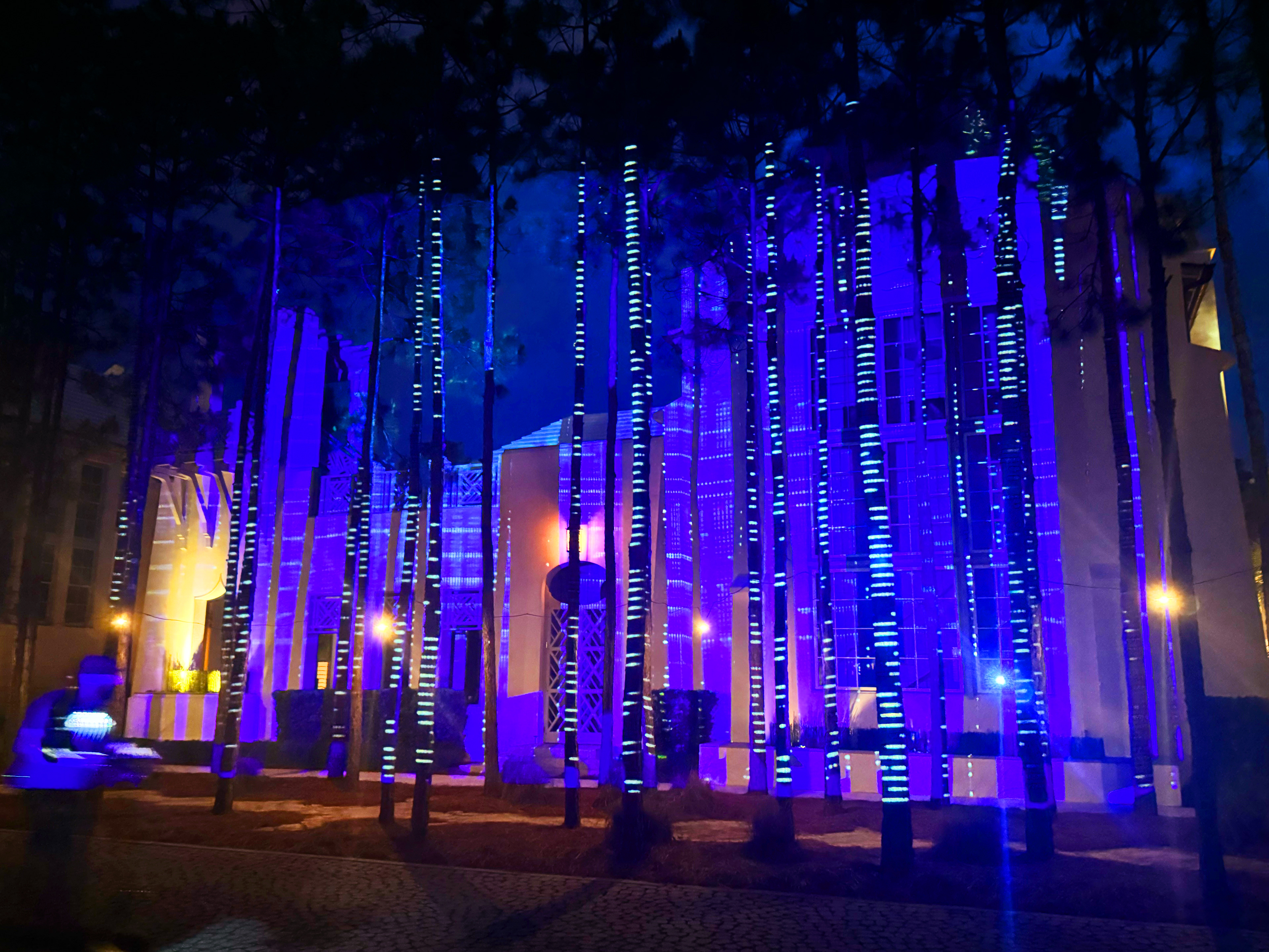 Projection stills from Sonolumin 01, Digital Graffiti festival in Alys Beach, FL.