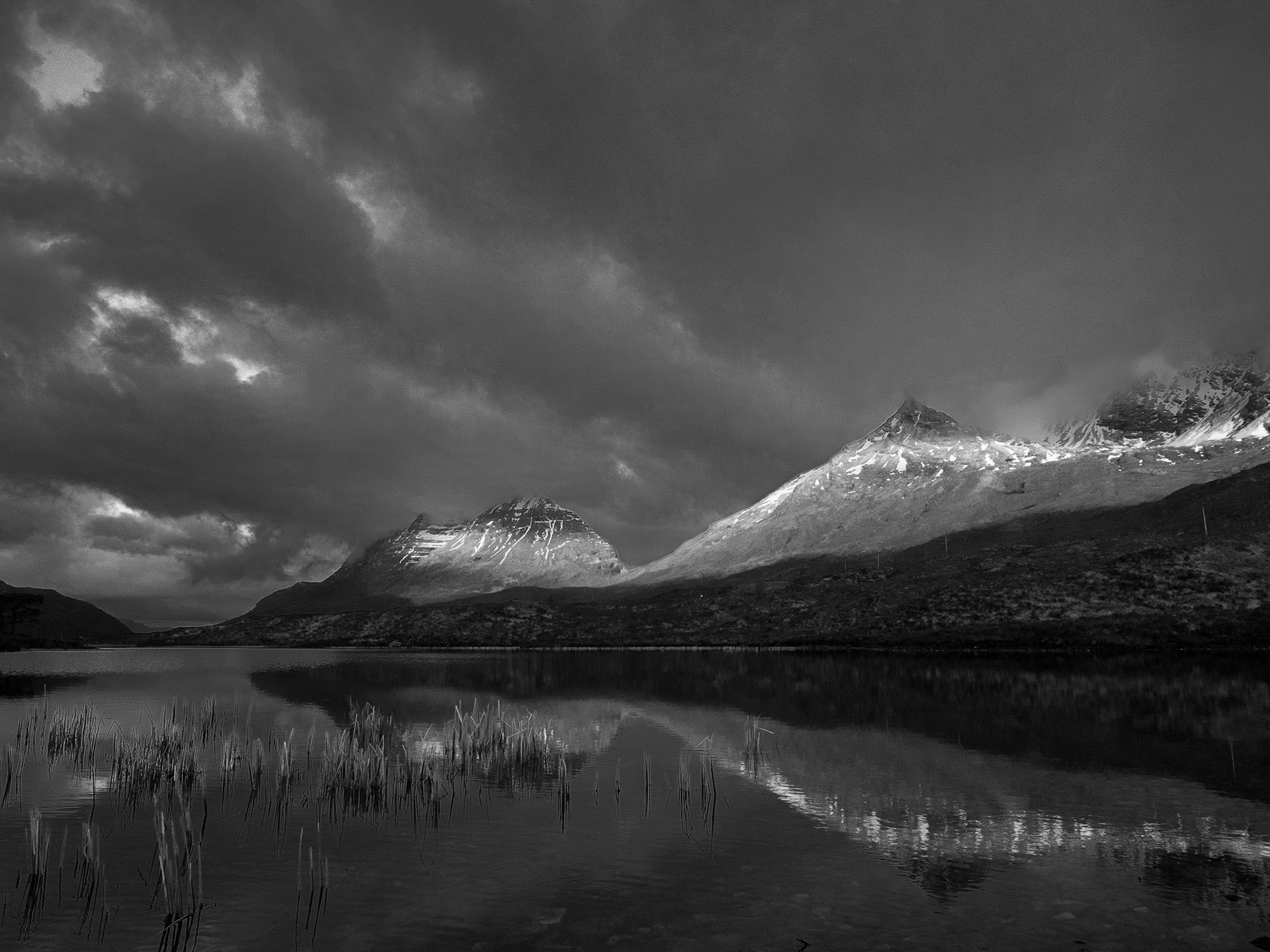 Loch Clair in mono