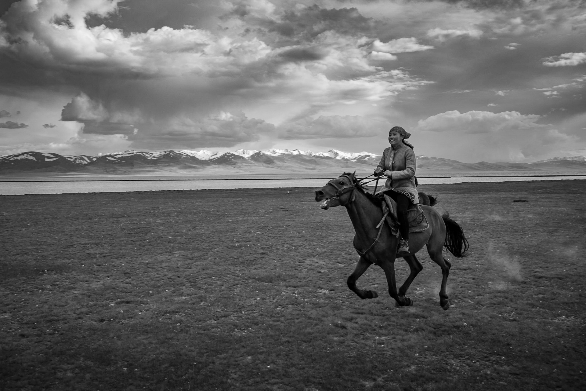 Kiss the Bride, Song Kol Lake, Kygyzstan