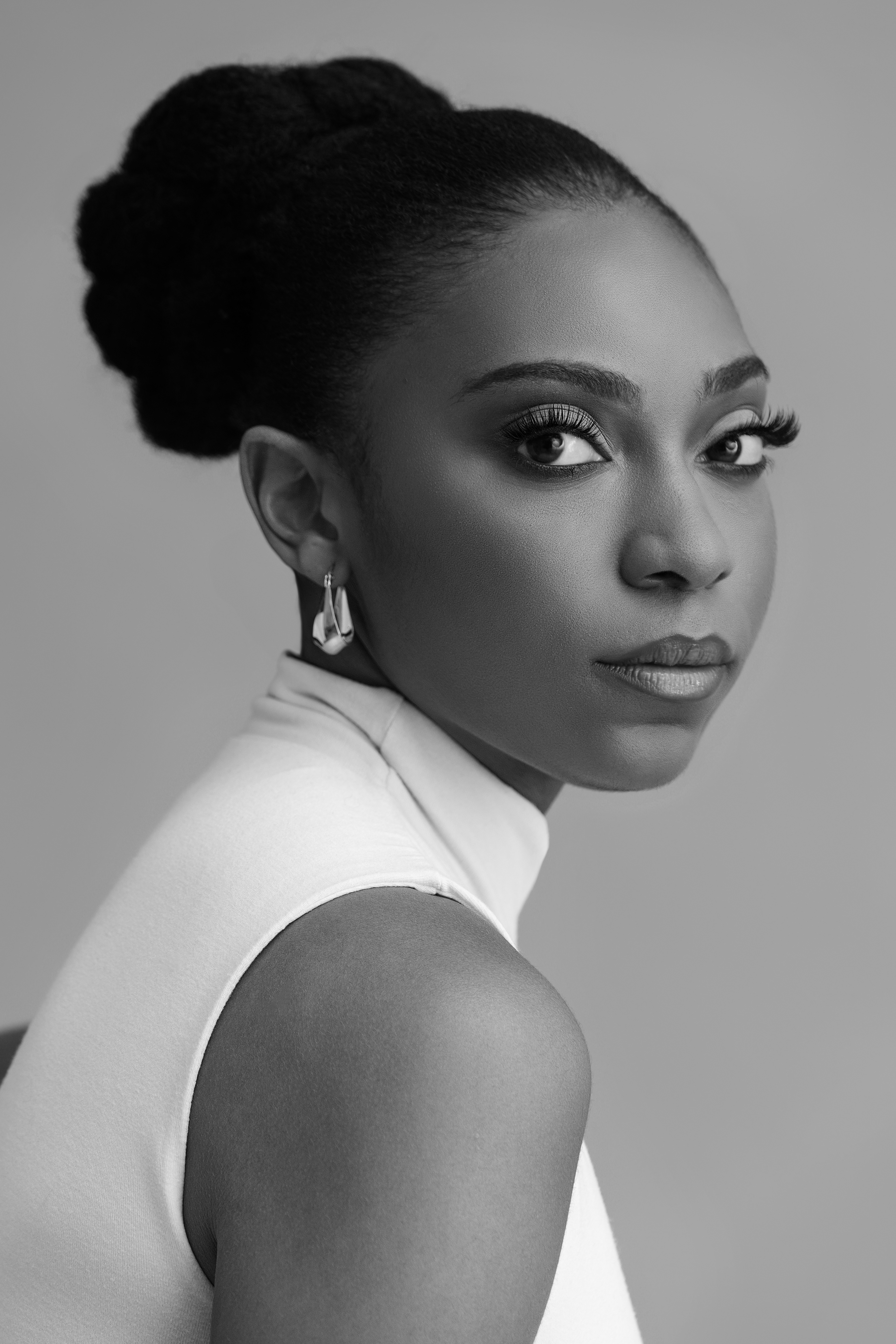 Model: Jesuis Mua: Shenyce