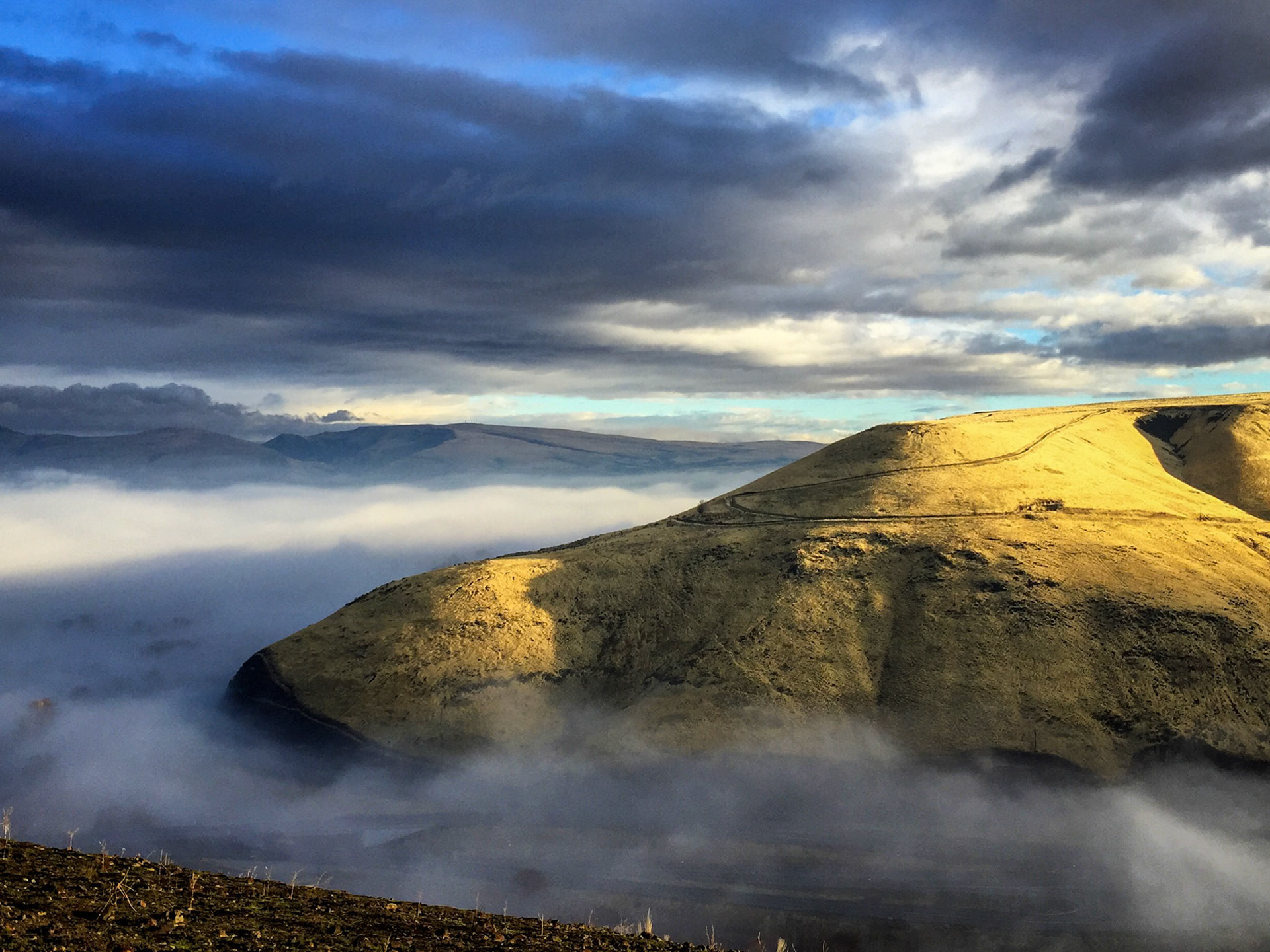 Selah Gap Fog