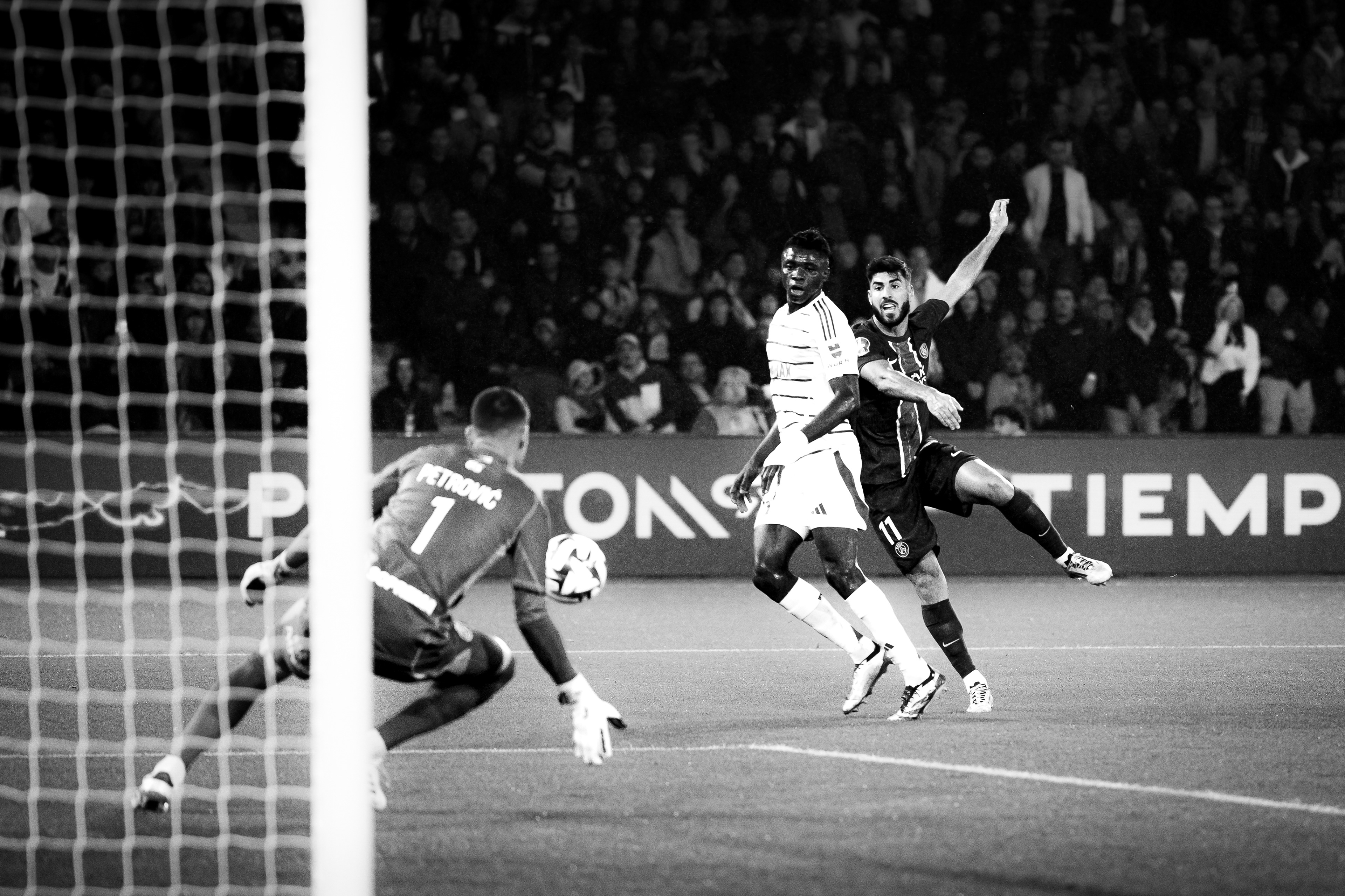Paris Saint-Germain - RC Strasbourg • 19/10/2024