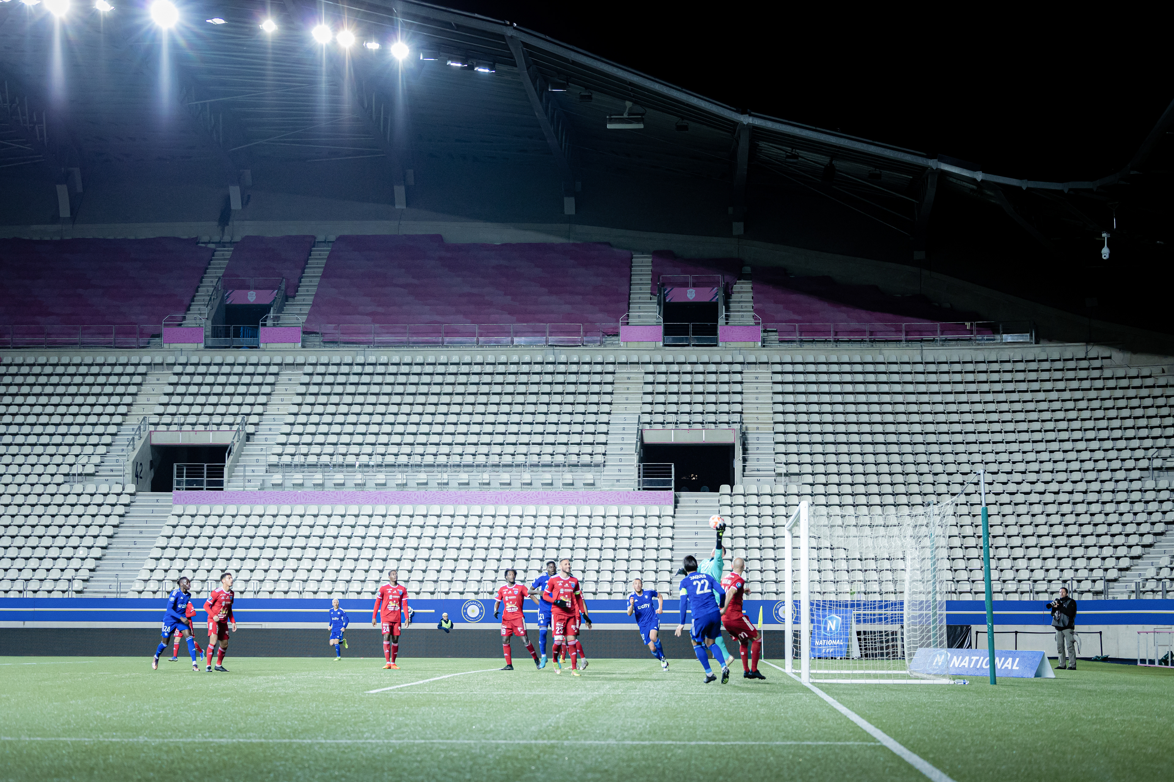 FC Versailles - FC Villefranche Beaujolais • 14/04/2023