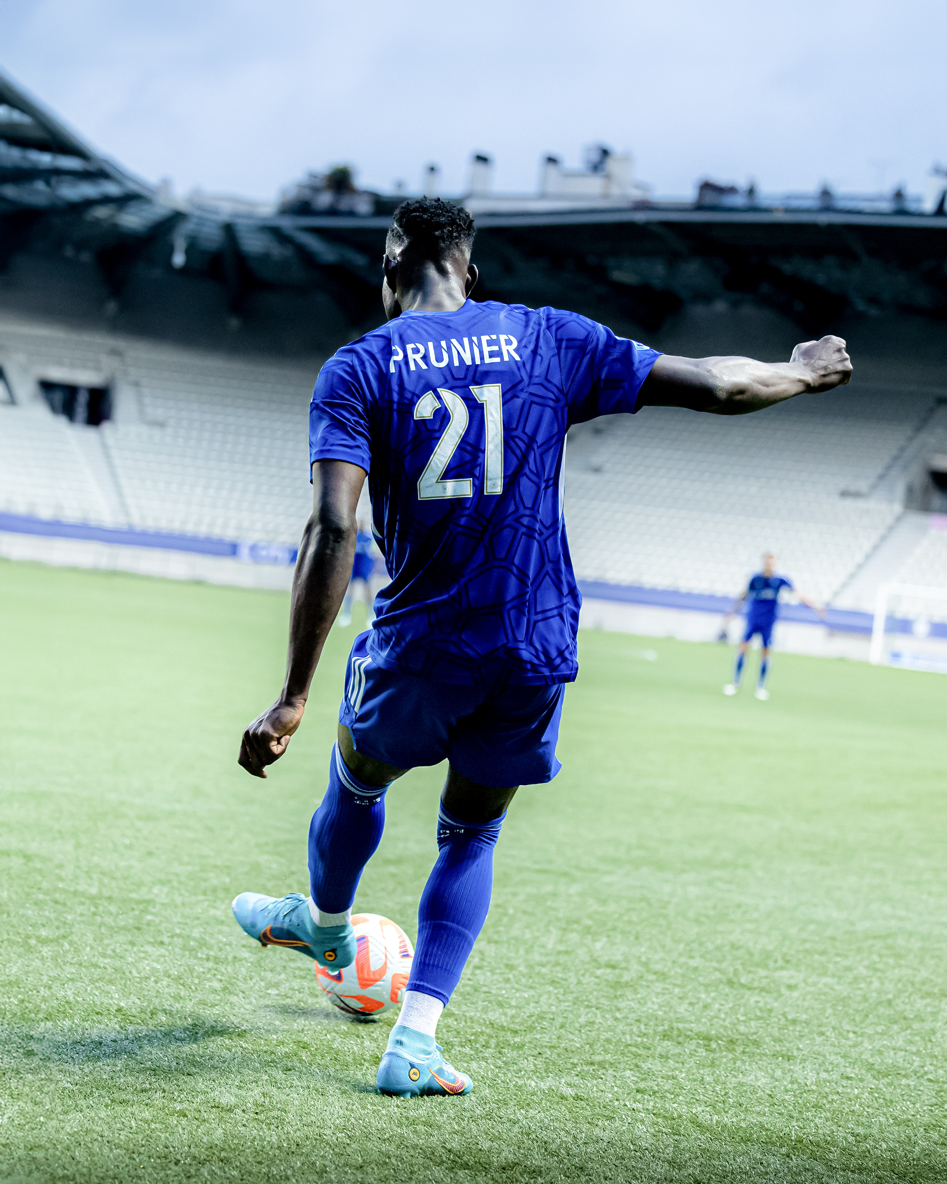 FC Versailles - FC Villefranche Beaujolais • 14/04/2023