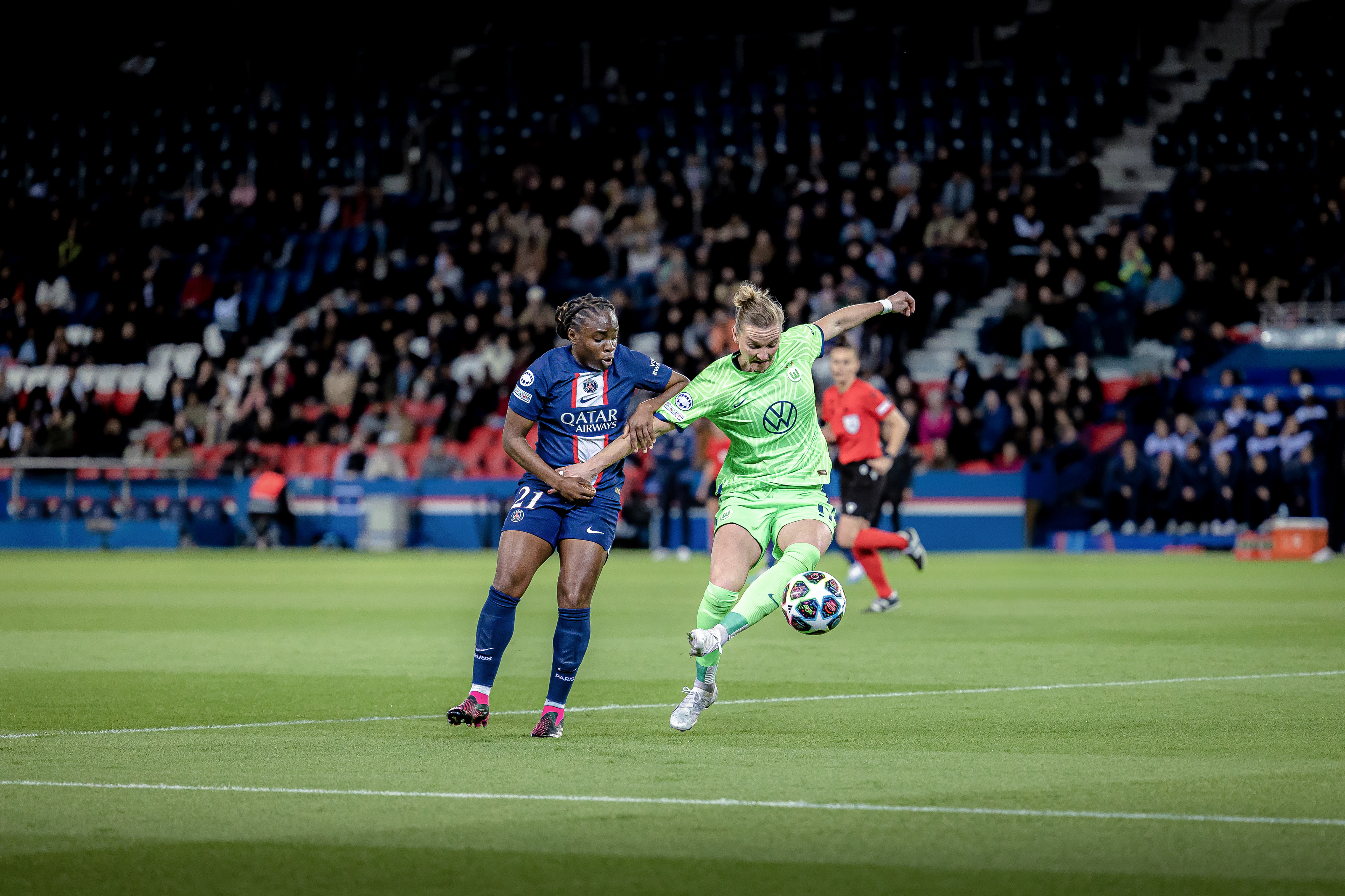 Paris Saint-Germain - VFL Wolfsburg • 22/03/2023