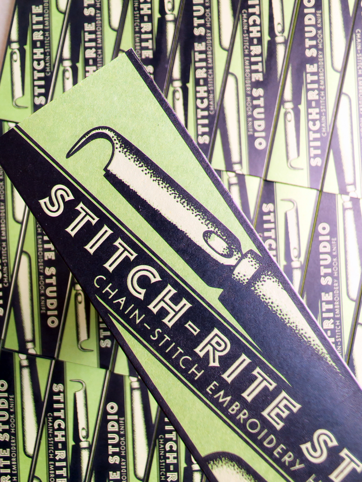 Hook Knife Packaging