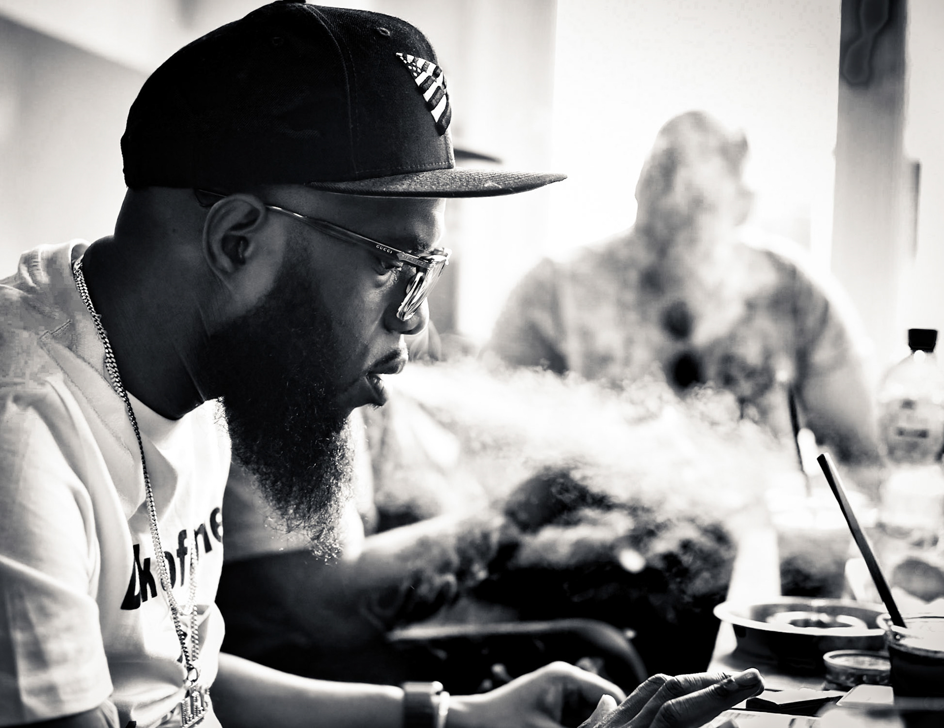 Prix D'Dami Coffeeshop. 420 smoke up with musicians Freeway and Mario Cash.