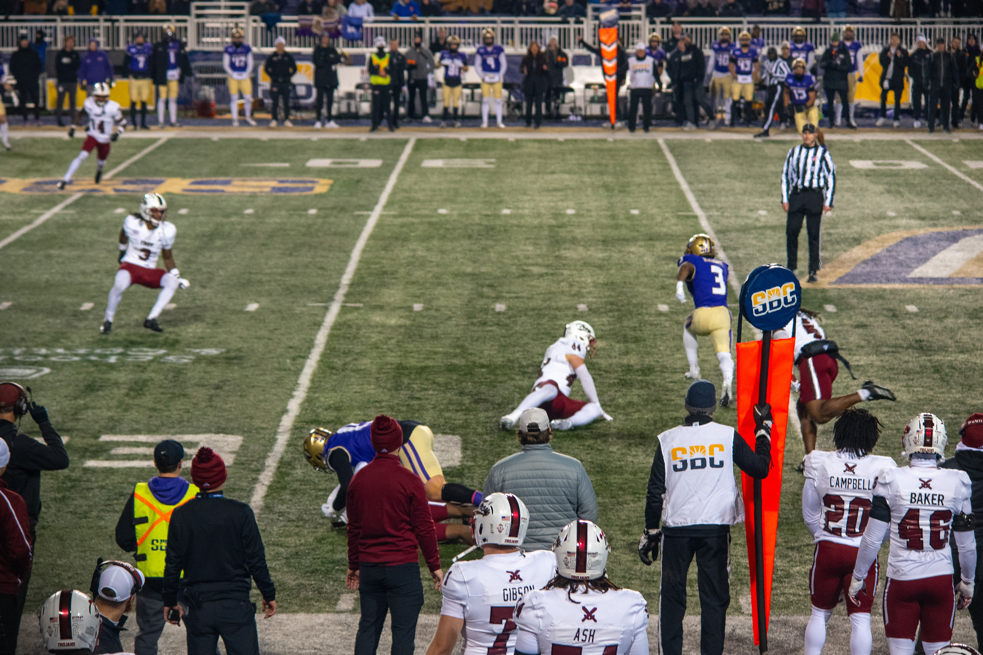 Wayne Knight Breaking Ankles.  