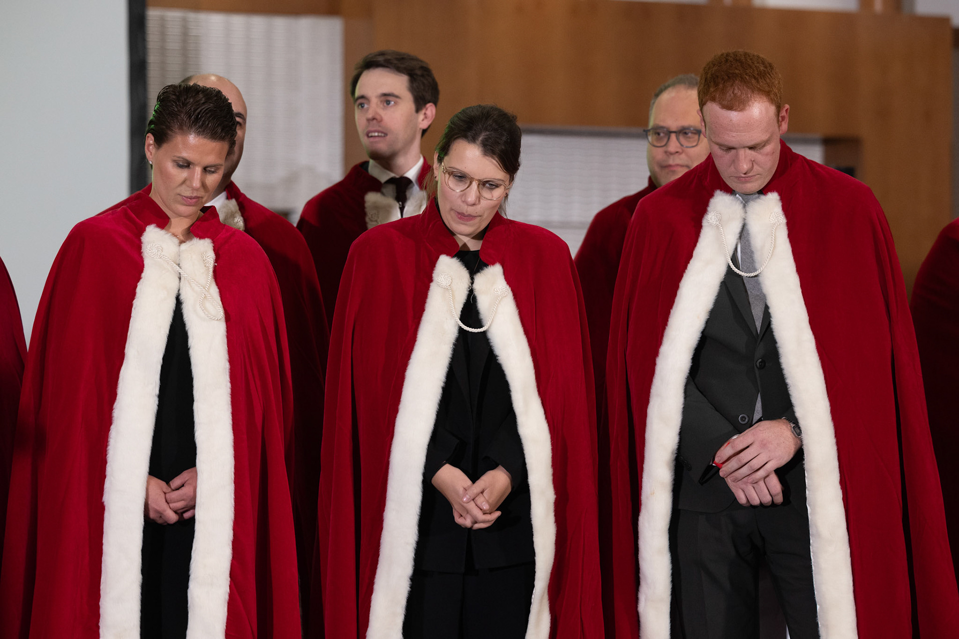 20231112 ANTWERP, BELGIUM Radisson Blu Astrid Hotel, final Best Sommelier of Belgium. Del Turco Jeno – Le Chalet de la Fôret** busy with the test on the picturesThis official title, unlike various commercial initiatives, not only comes with a trophy, valuable prizes, and enduring recognition but also opens doors for the winner to compete in European and World Championships. These global competitions are organized by ASI (Association Sommeliers International), currently led by the Belgian William Wouters.