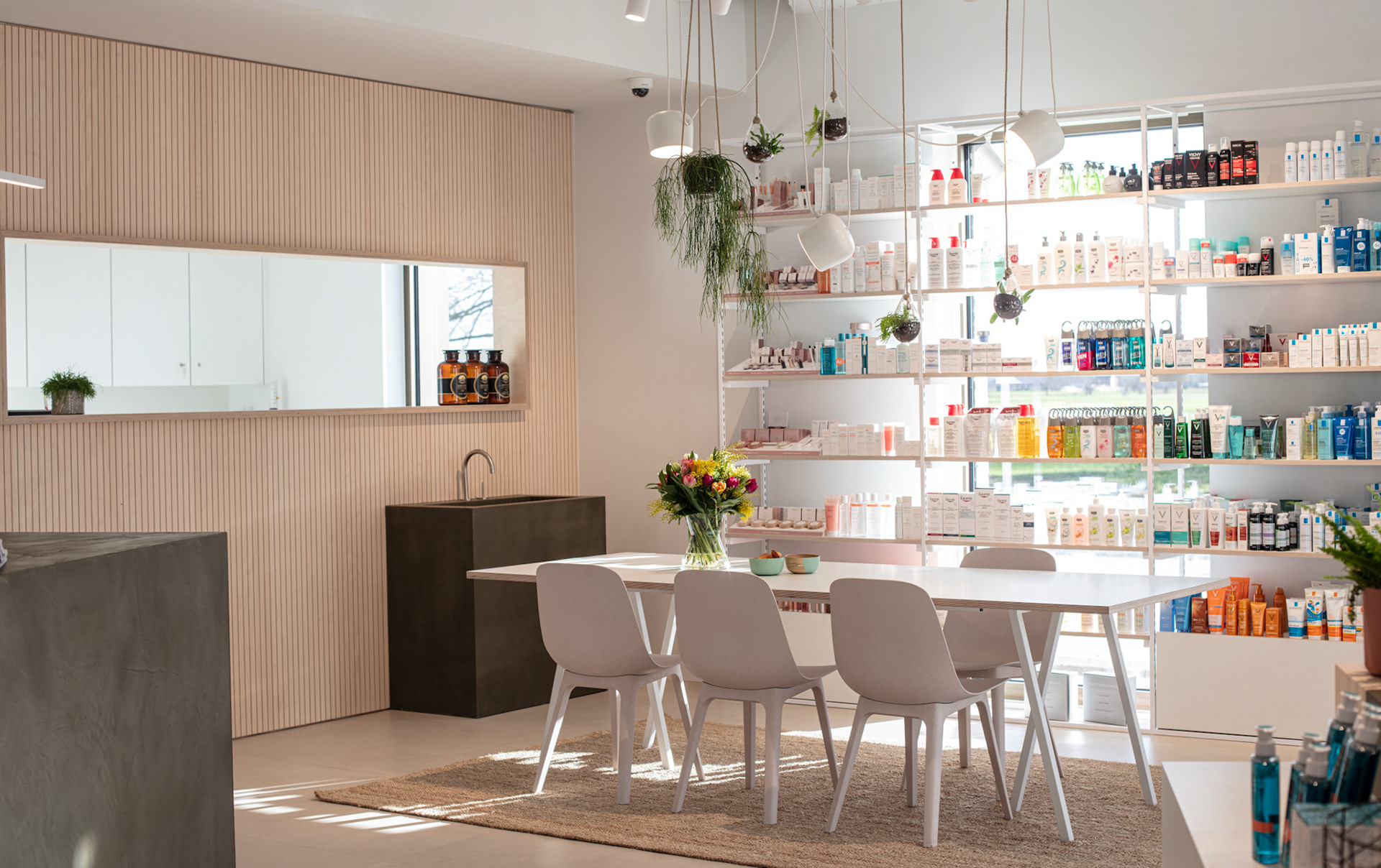 20200202 Zele Torenapotheek pharmadecor pict FRANK ABBELOOS