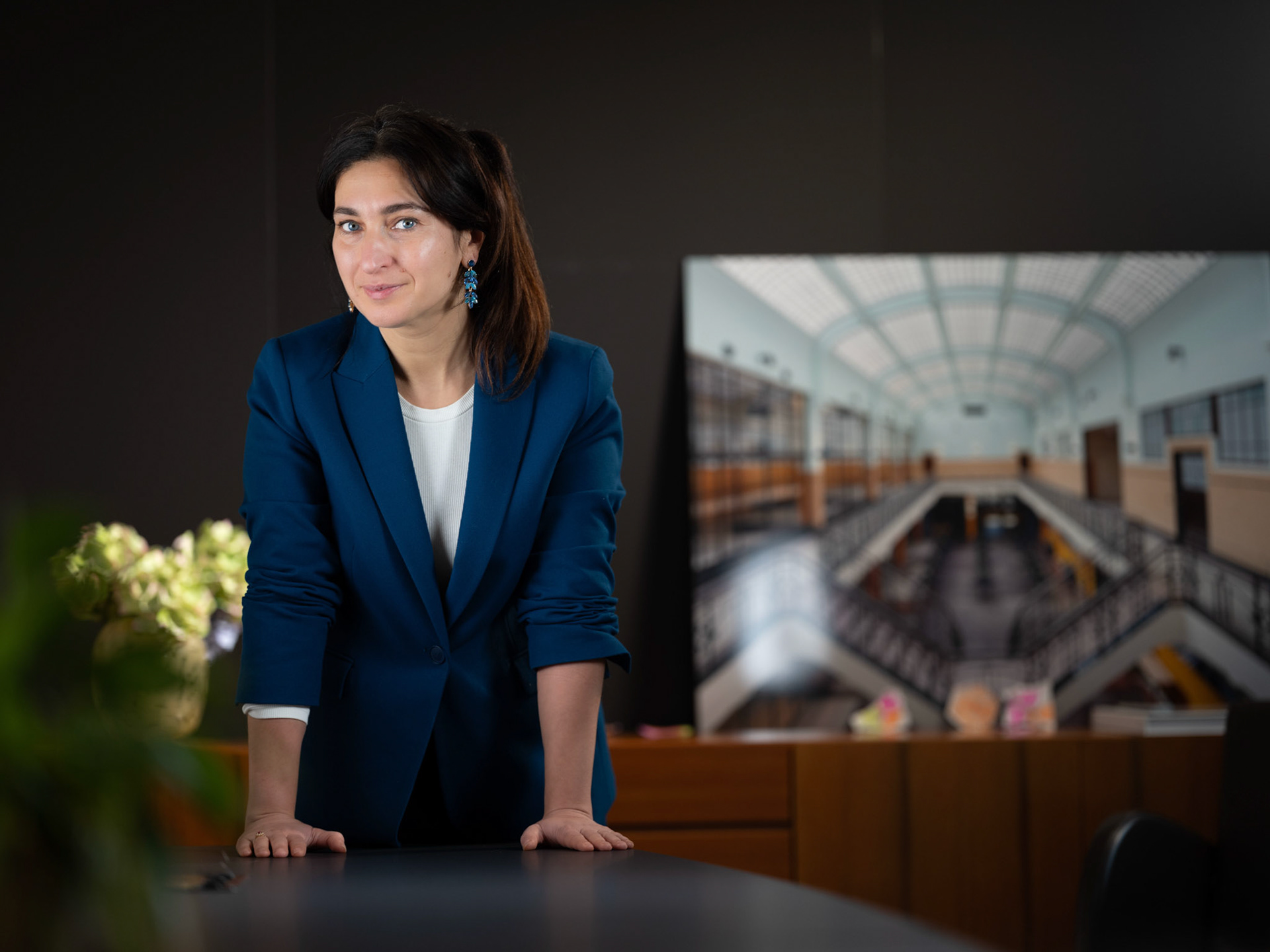 BRUSSELS, portrait Minister Zuhal Demir of poses for the photographer in the meeting room of the cabinet of Minister of Justice, Toerism and Energy and Environment pict FRANK ABBELOOS
