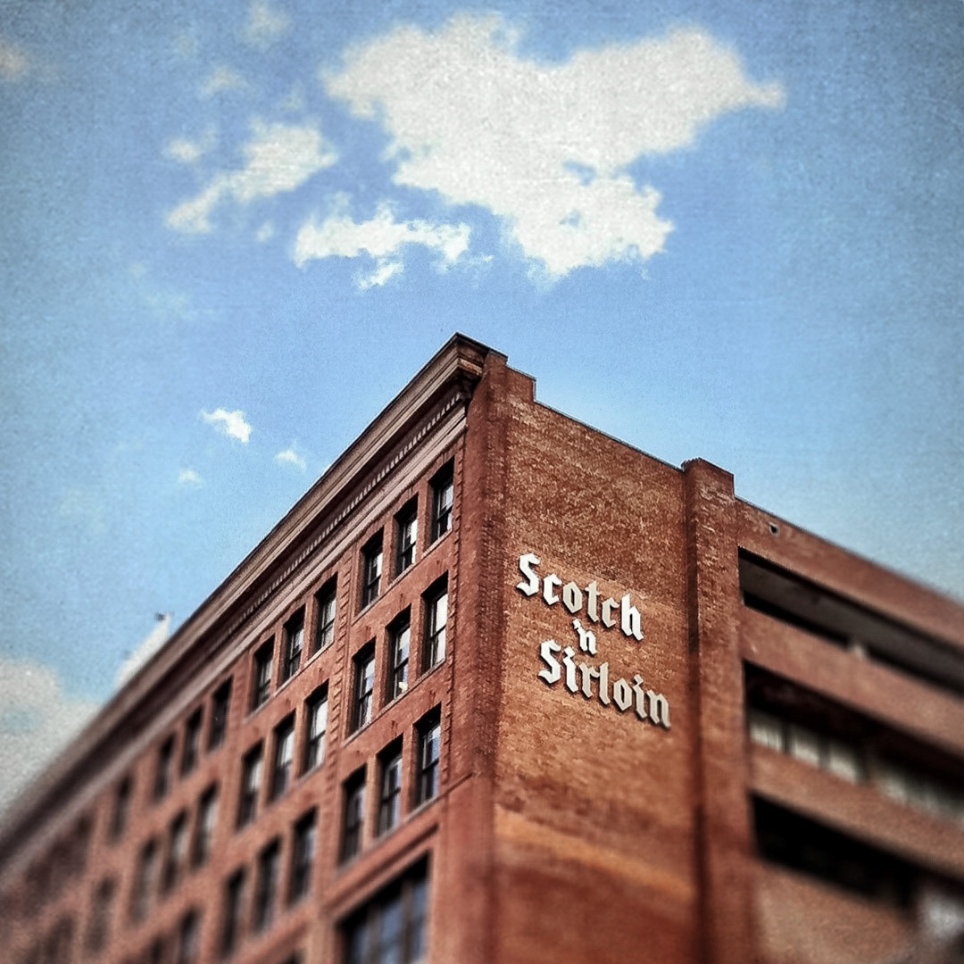 24. Scotch n gSirloin Sign ••• Although this iconic restaurant shut its doors for good in 1991, the decades-old Scotch n Sirloin sign looks as good as new, and still looms over the North End from 9 floors up. (#24 of 100 in the Boston Signage Project)