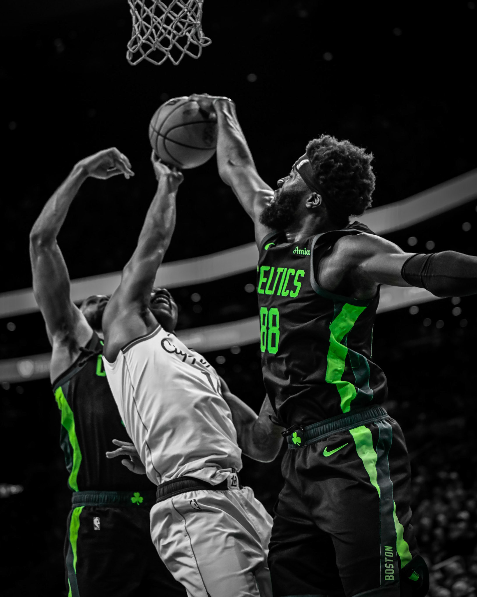 BOSTON, MA - NOVEMBER 25, 2024: Boston Celtics vs LA Clippers at TD Garden (Photo by Keith Sliney).