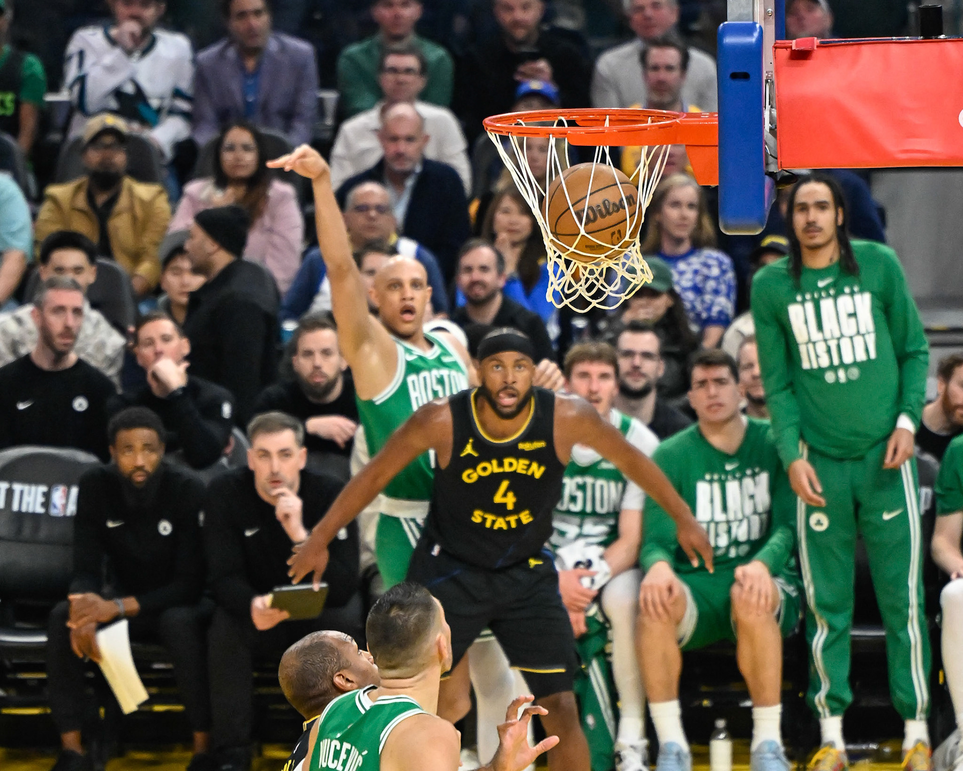 SAN FRANCISCO, CA - FEBRUARY 19, 2026: Boston Celtics vs Golden State Warriors at Chase Center (Photo by Keith Sliney).