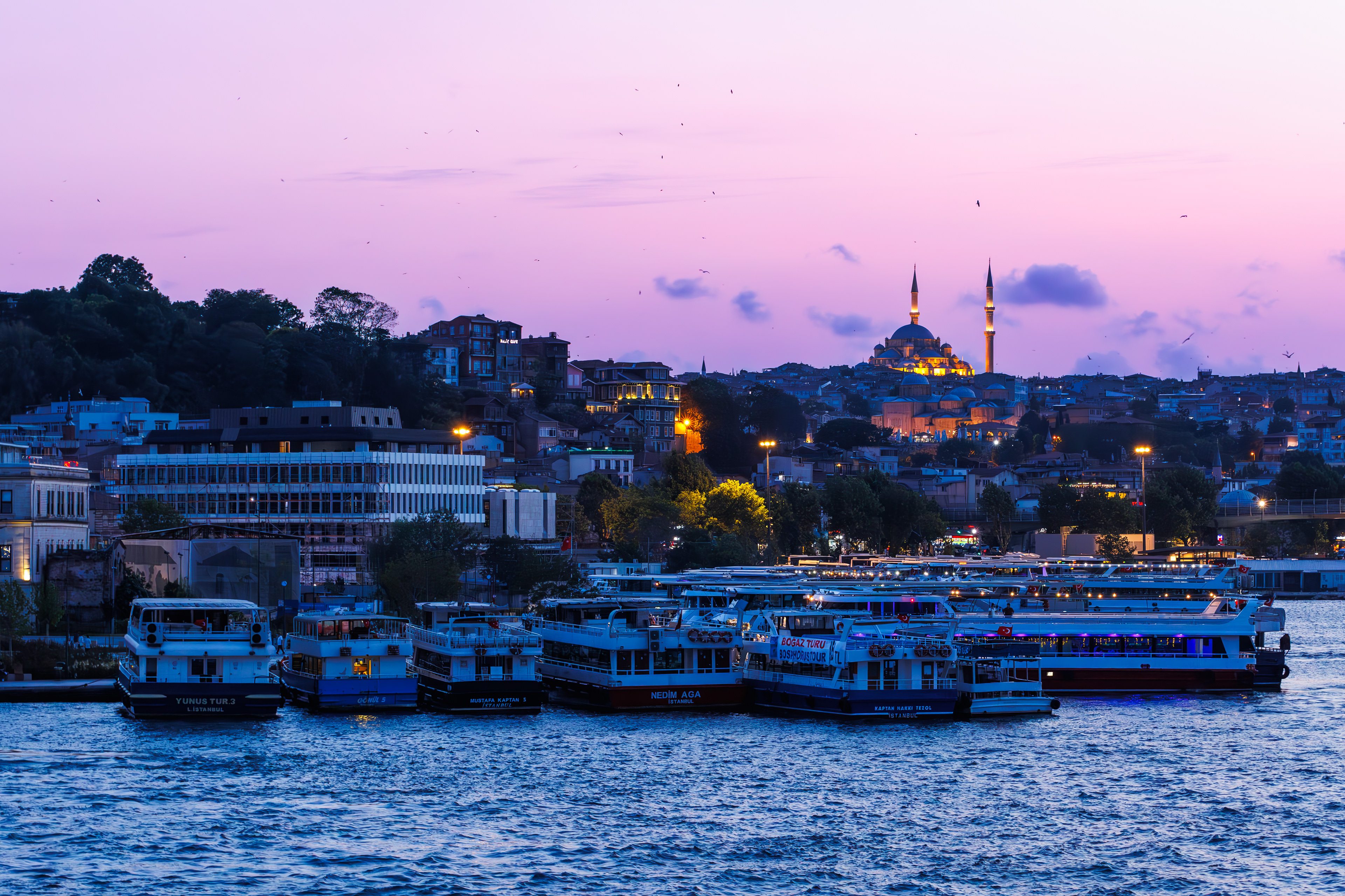 Colorful İstanbul © All rights reserved. Tüm Hakları Saklıdır. Cem Kurtuluş, 2022-2025