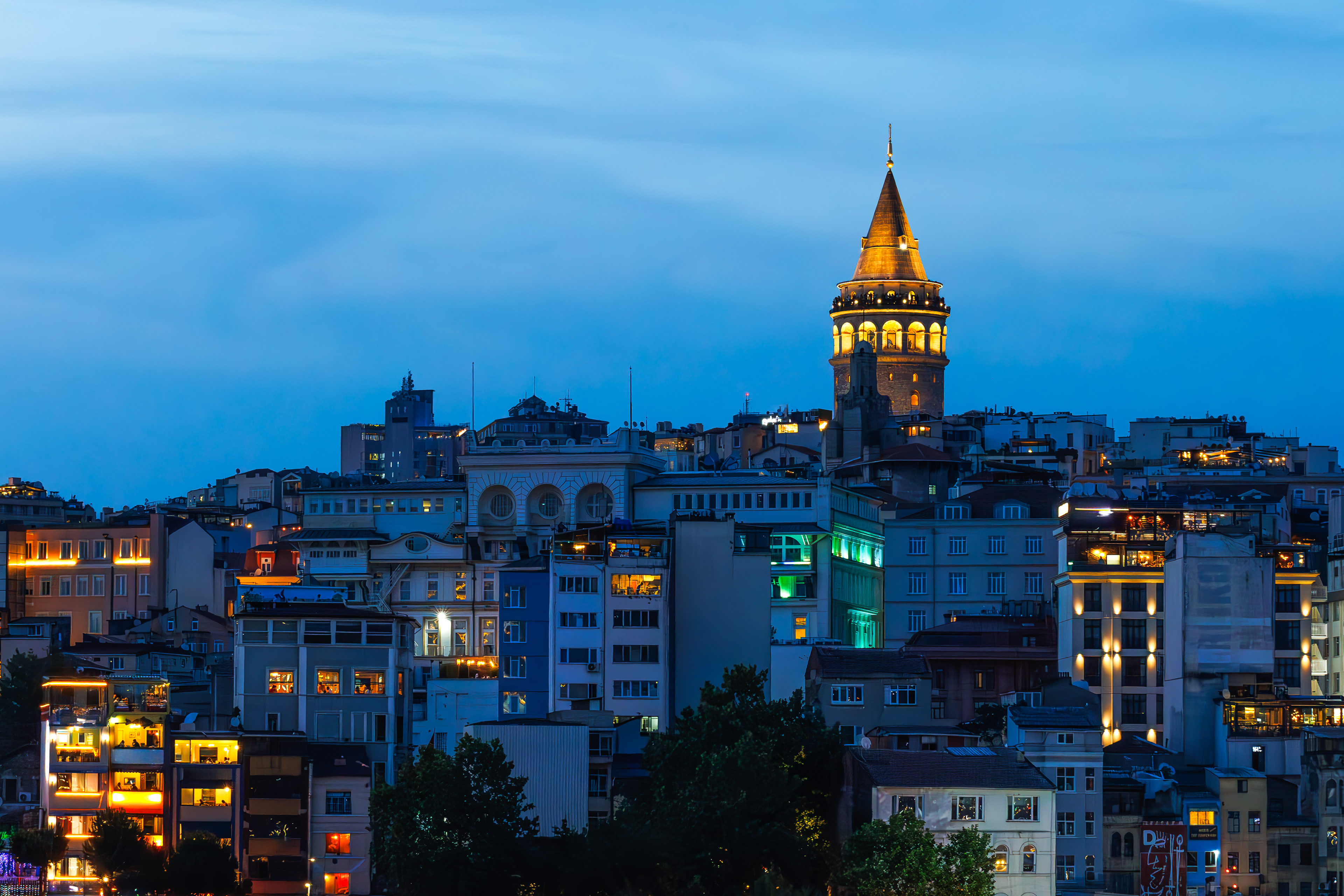 Colorful İstanbul © All rights reserved. Tüm Hakları Saklıdır. Cem Kurtuluş, 2022-2025
