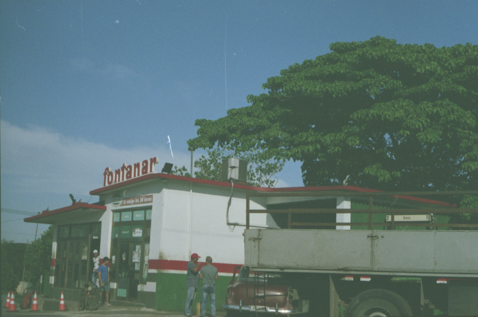 FONTANAR, 35MM Kodak film, CUBA, 2019