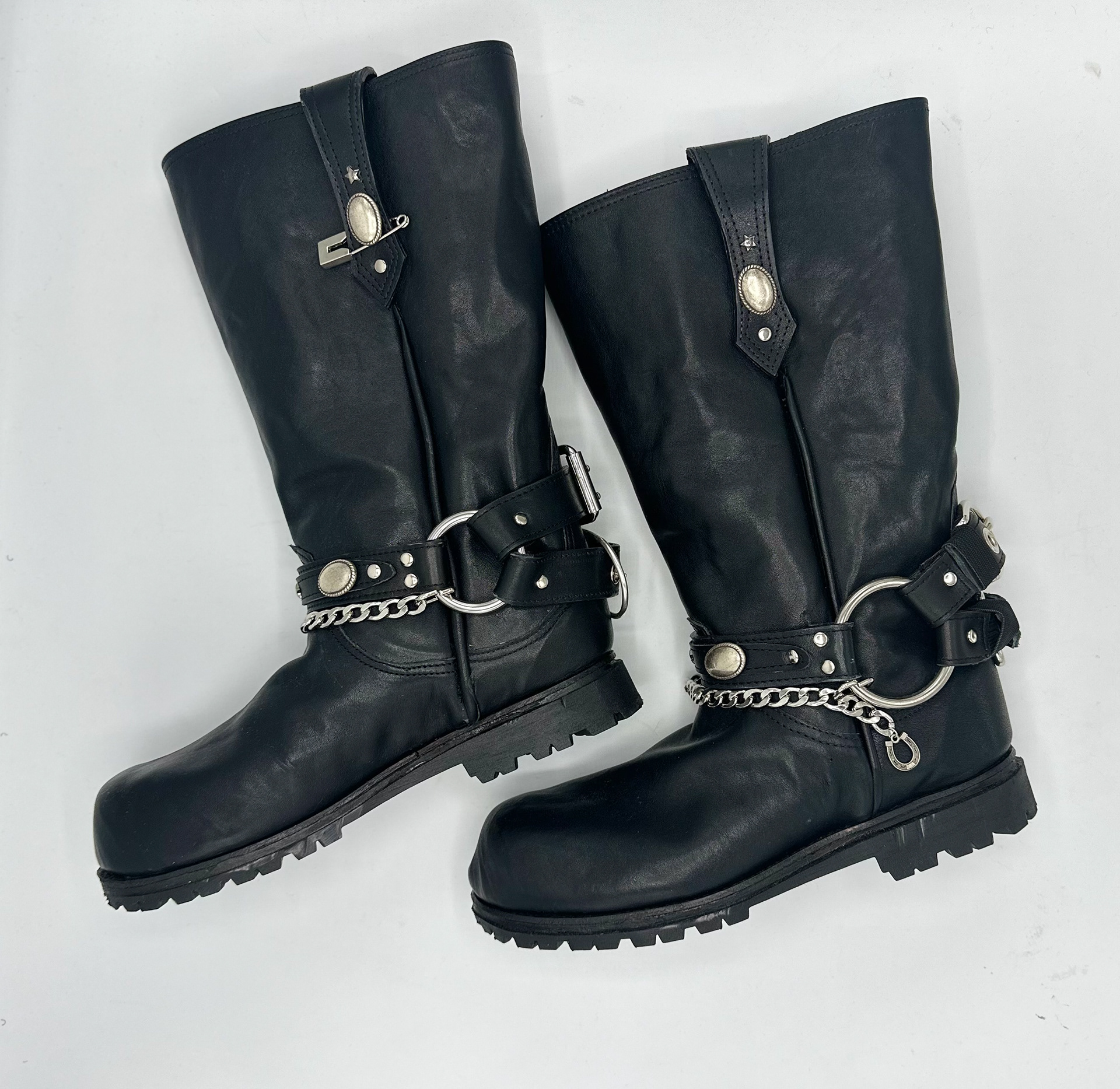 Moto Pull Up Boots / Fall 2024