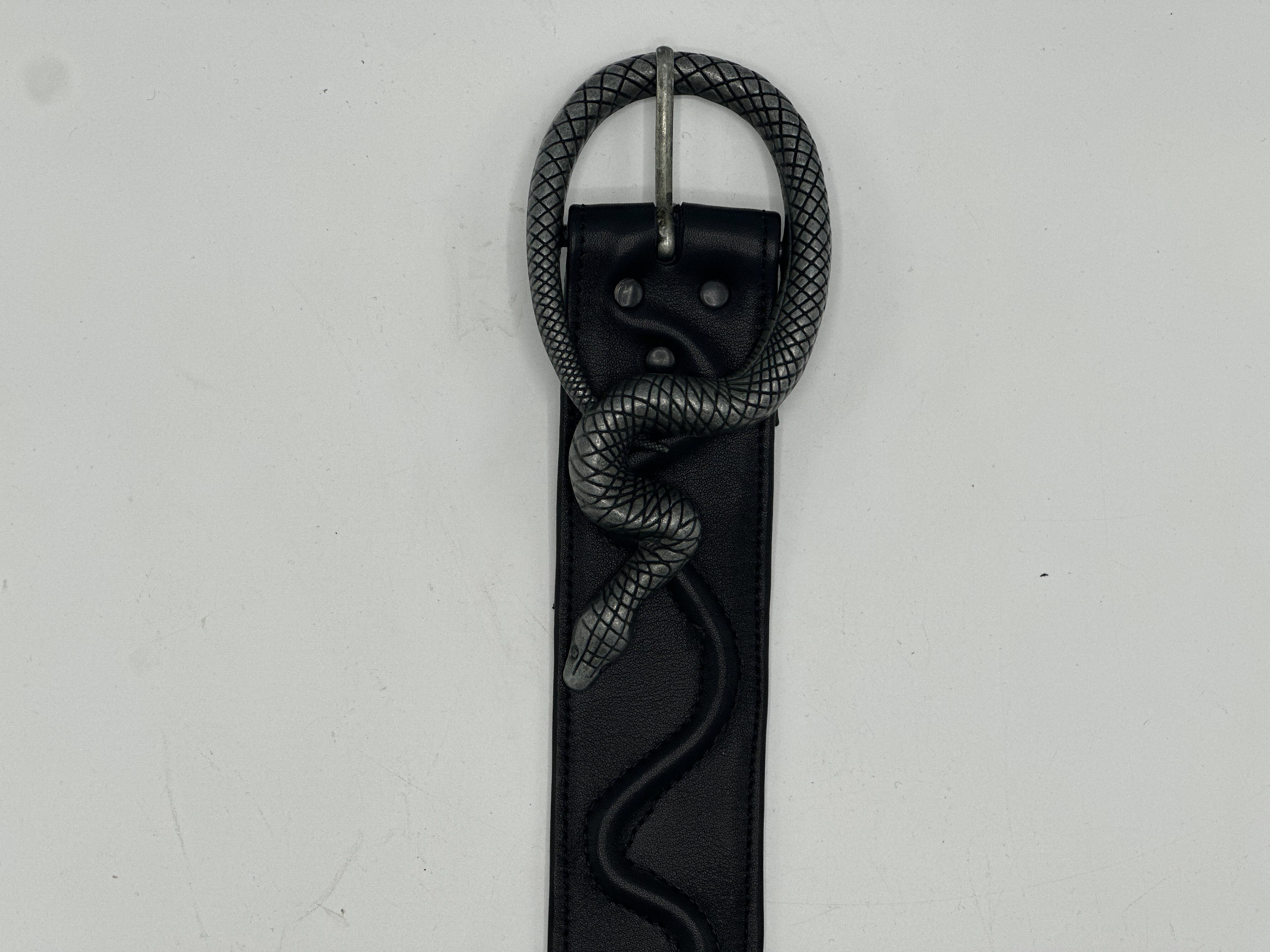 Turned Edge Leather Belt / Fall 2024
