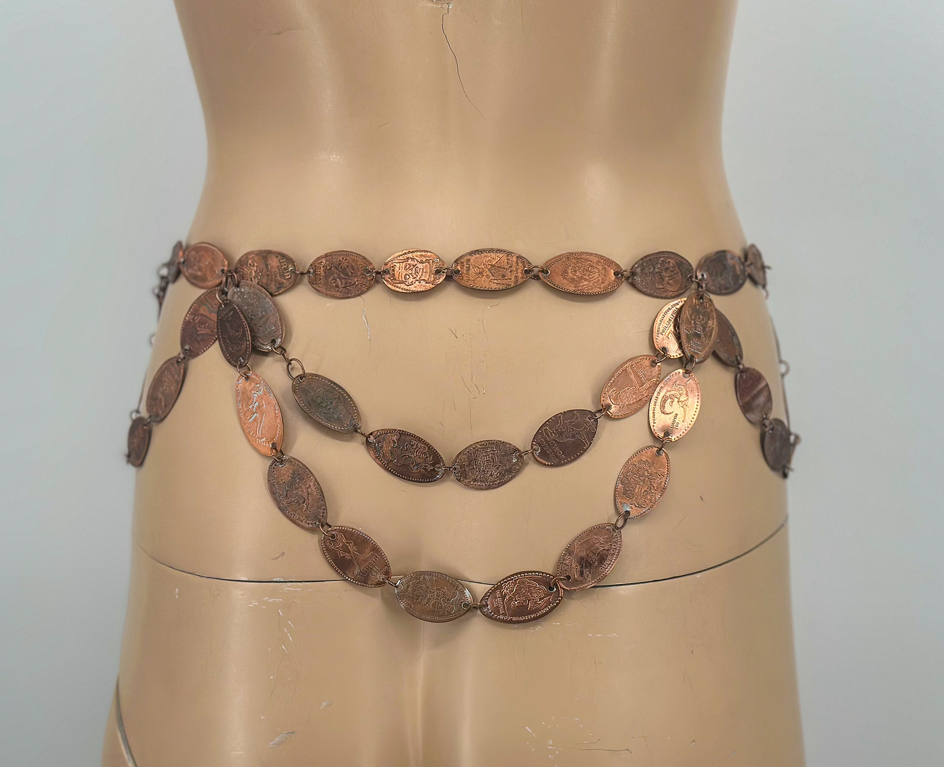 Souvenir Penny Adjustable Belt / Fall 2022