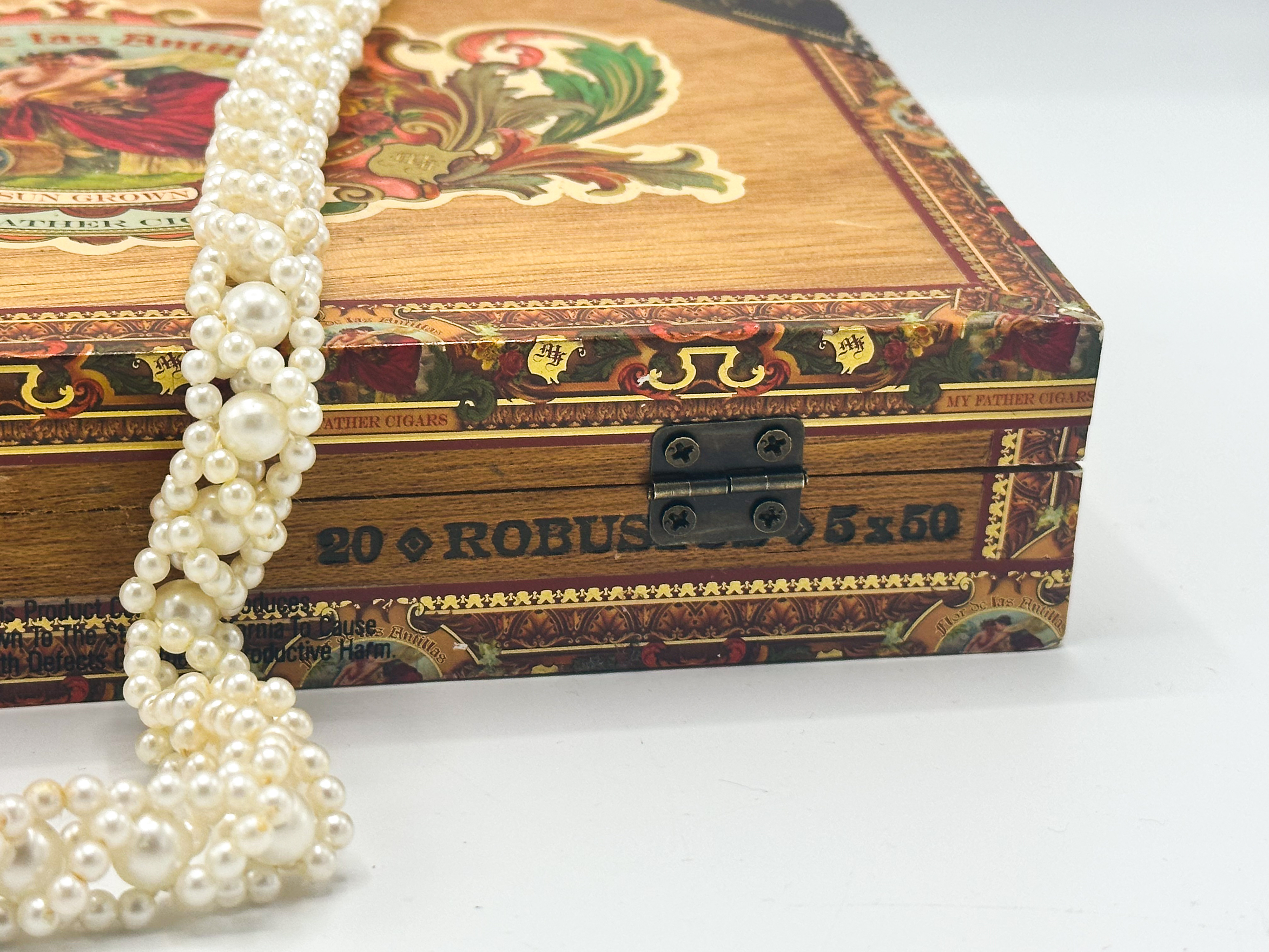 Cigar Box Bag / Fall 2022