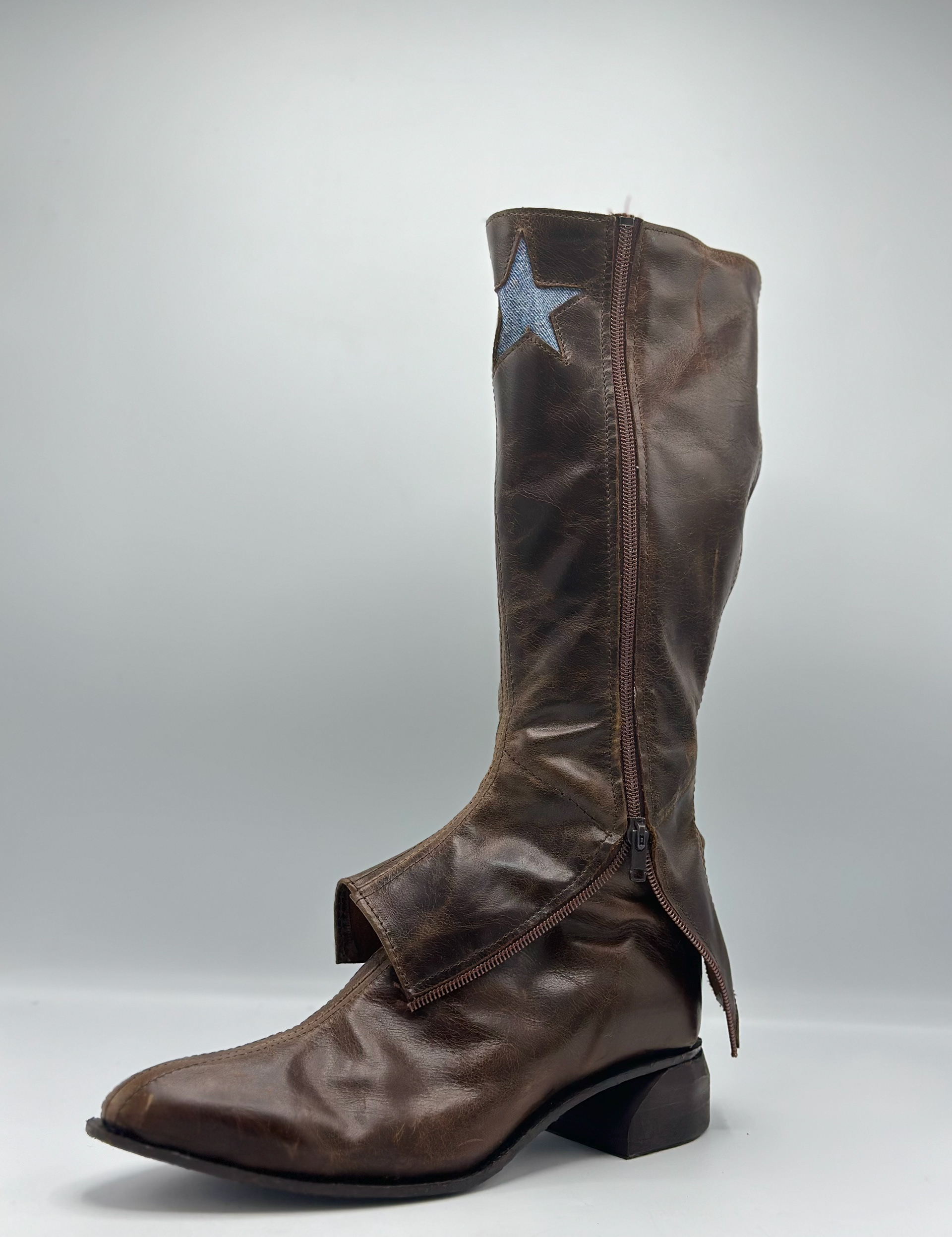Star Fitted Boots / Fall 2024