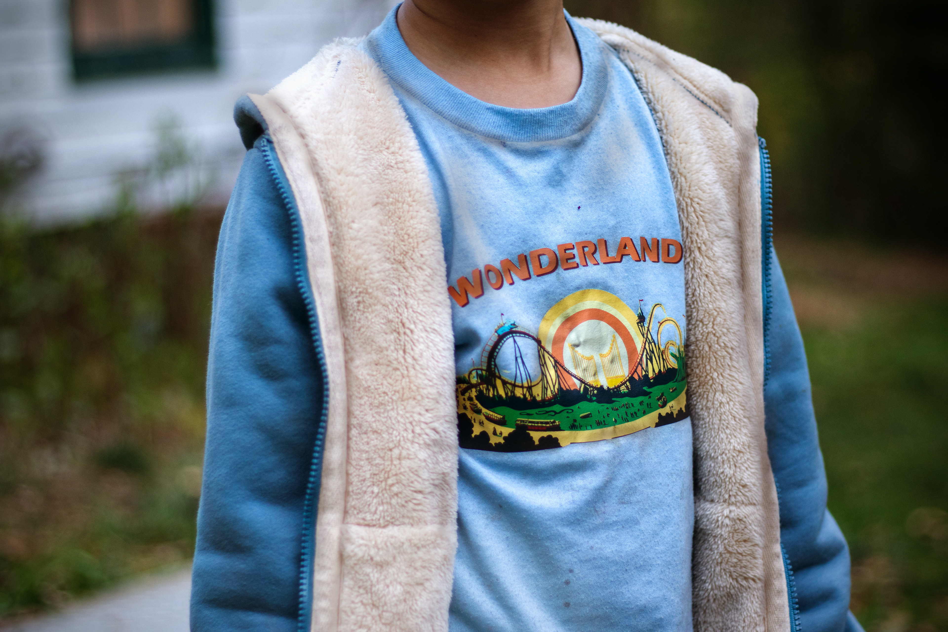 Mitch, Hanna's seven-year old brother | Lightly weathered clothing and custom "Wonderland" T-Shirt