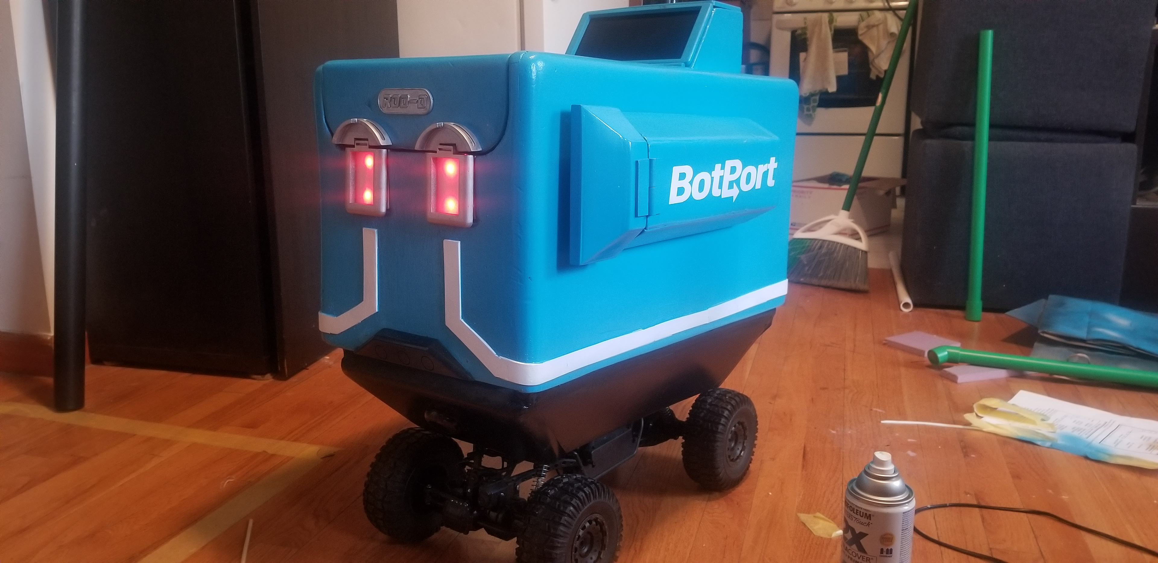 ROD-D Prop/Puppet | XPS Foam, ABS Plastic, Polycarbonate, Cut Vinyl, PVC pipe, RC Car Wheelbase