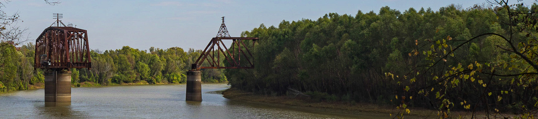 Derelict bridge off Hwy 61