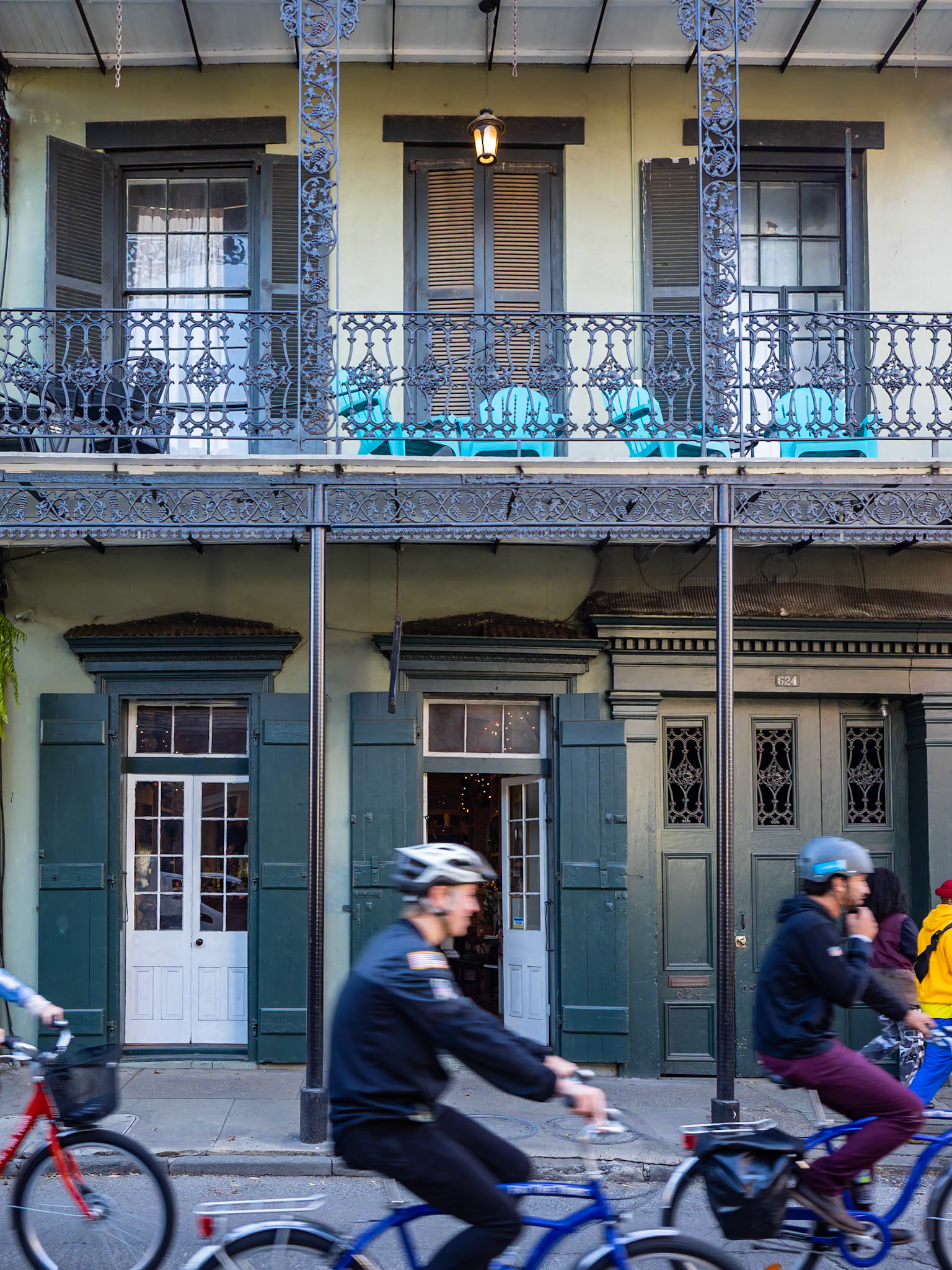 NOLA Street Scenes