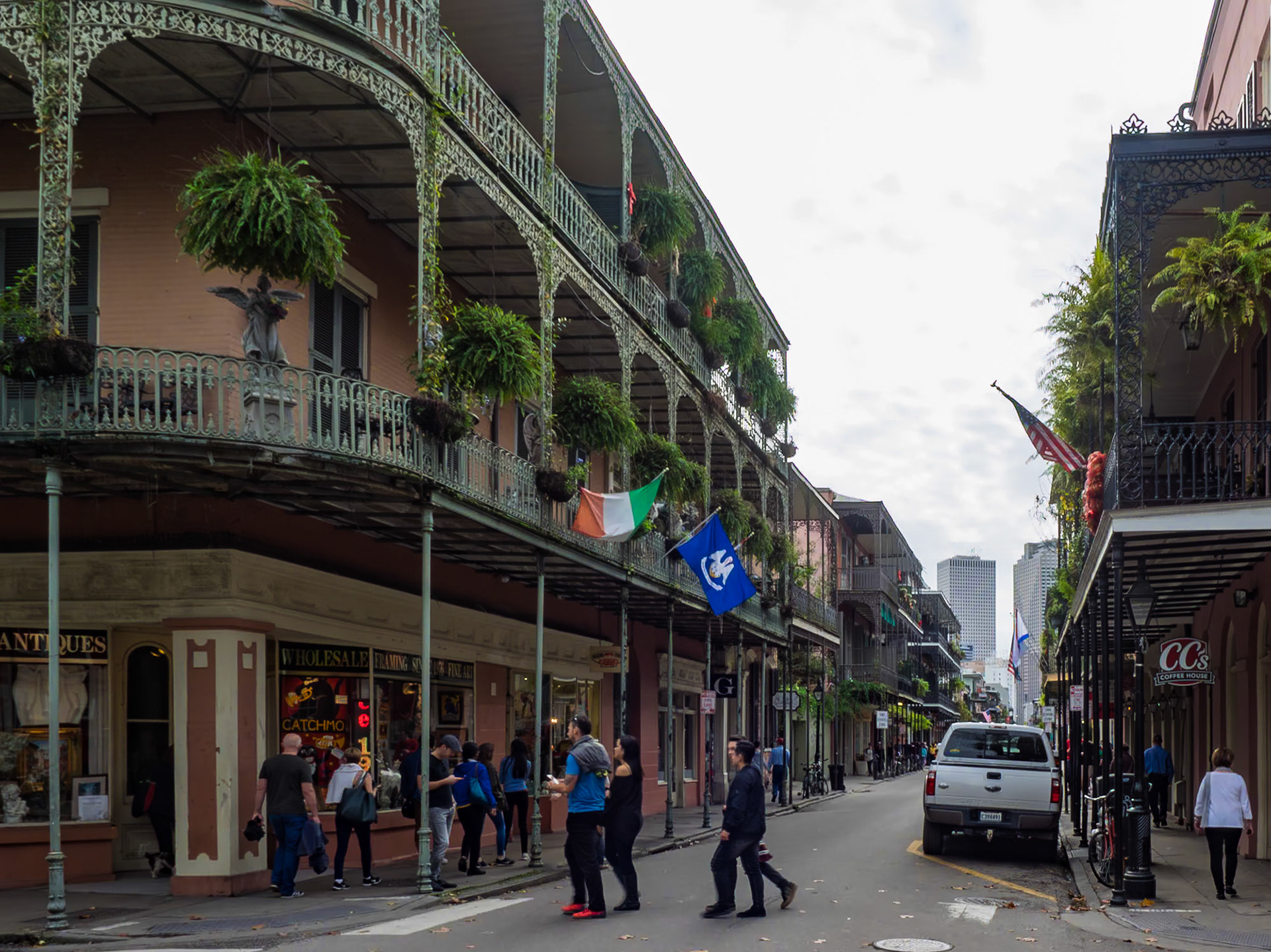 NOLA Street Scenes