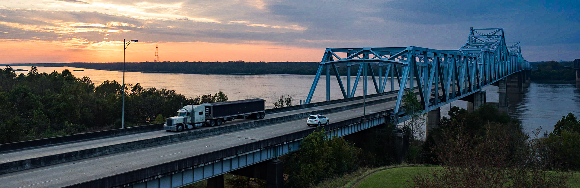 Mississippi River at Vicksburg, MS