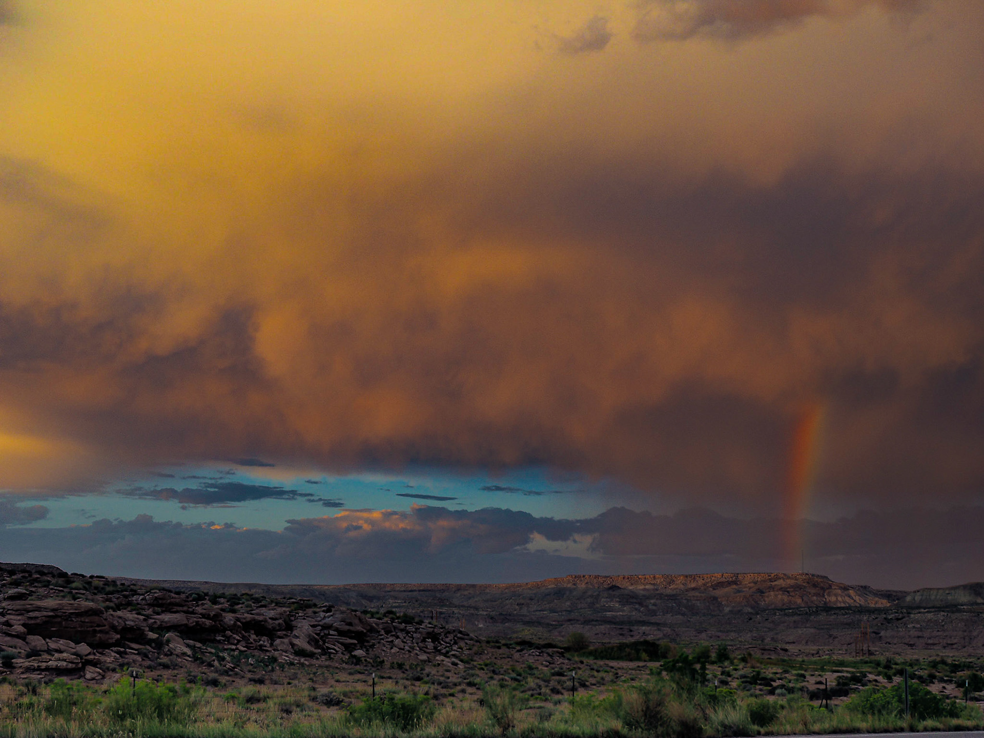 Skies near Bluff, UT