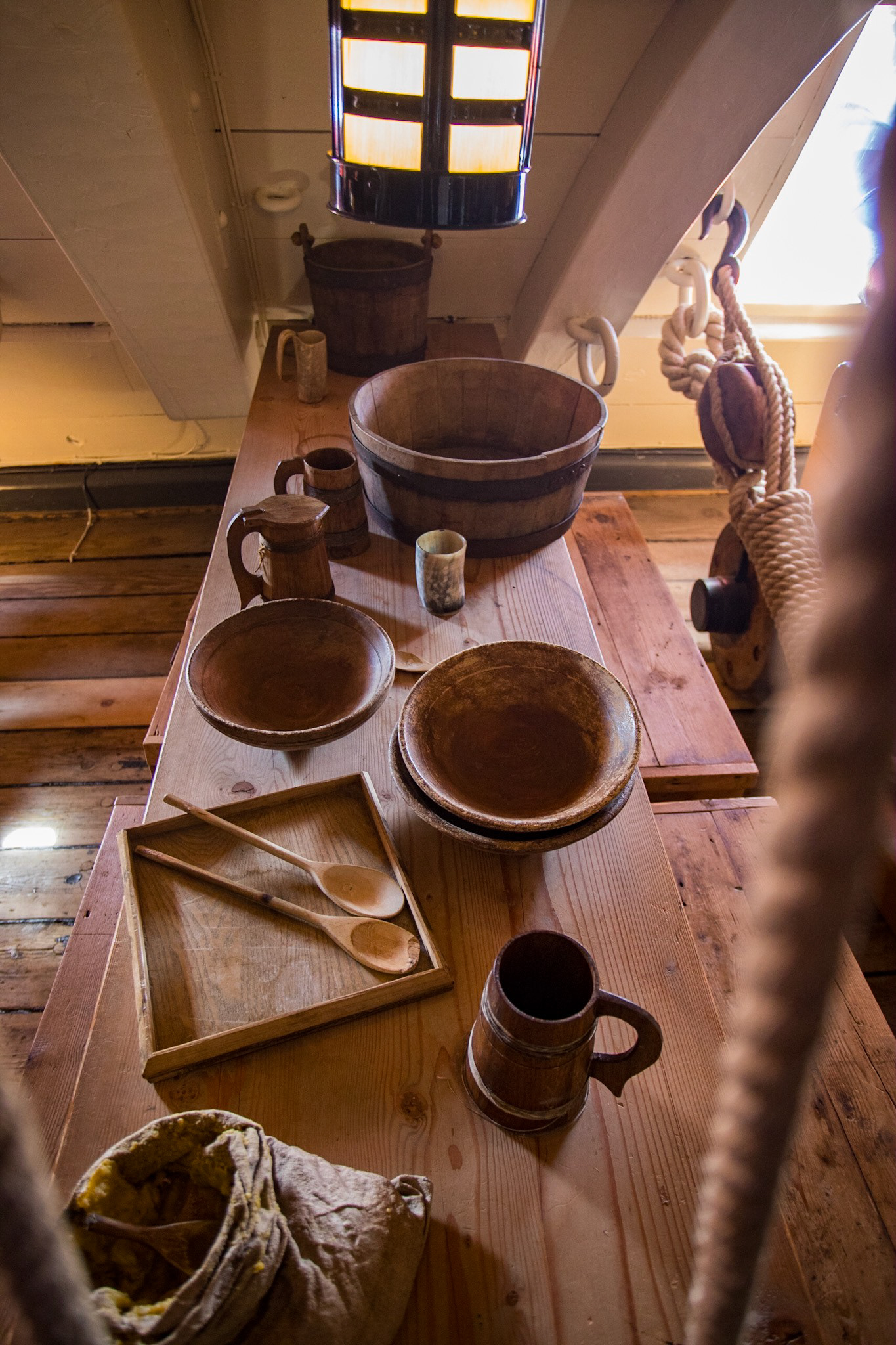 A meal at sea on the Victory