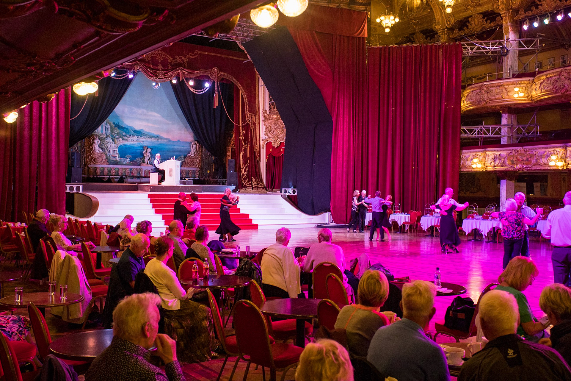 Ballroom - Strictly Ballroom 