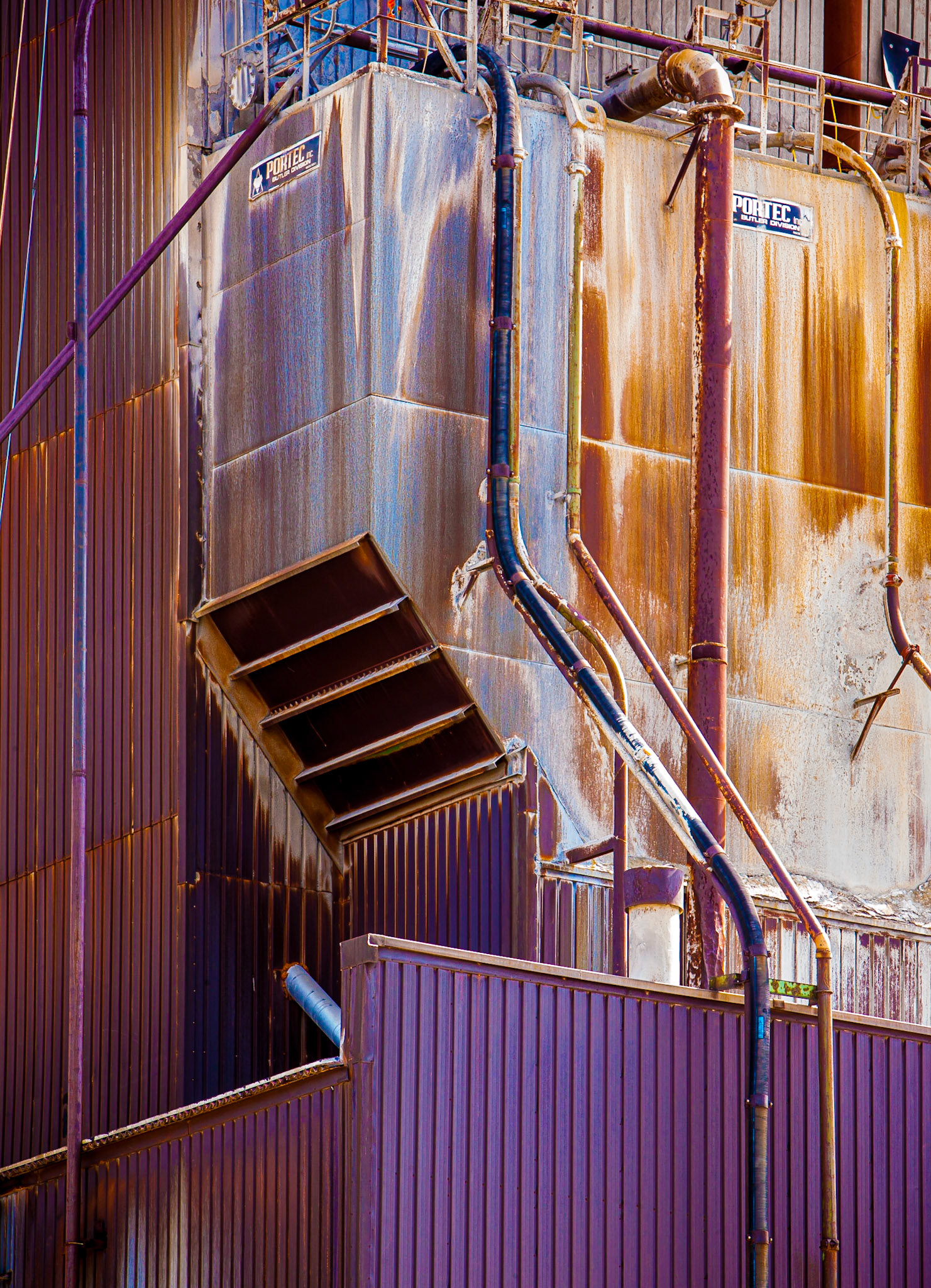 May 21, 2019Building detail from Prairie Materials-Yard 32 located in downtown in Chicago, Illinois.
