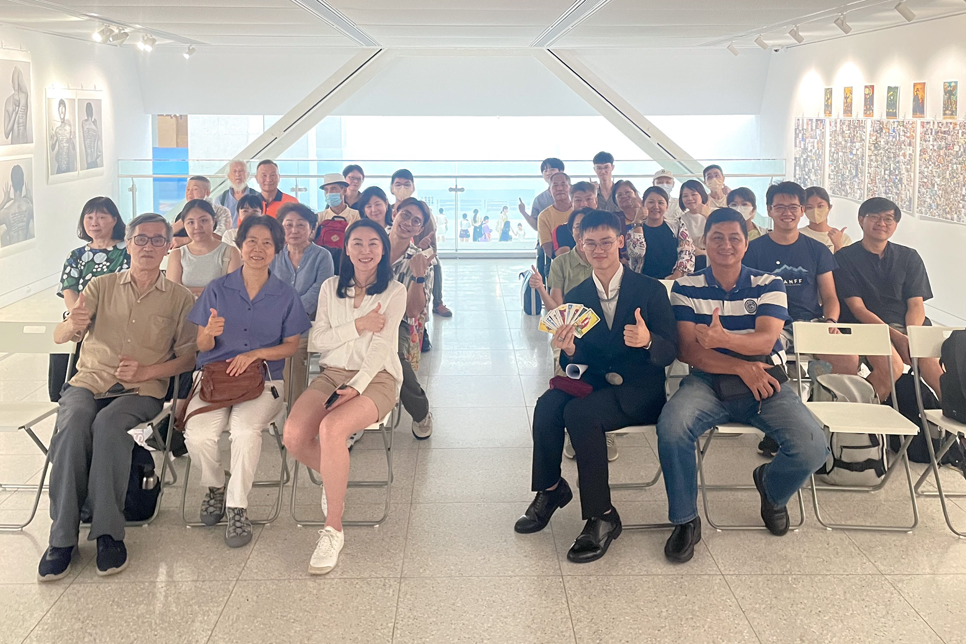 20250621開幕分享會,第一排左起: 臺灣藝術大學張國治教授、策展人姜麗華教授、 基隆市文化觀光局江亭玫局長, 藝術家許哲睿、新北市傳統音樂發展協會許順重理事長。