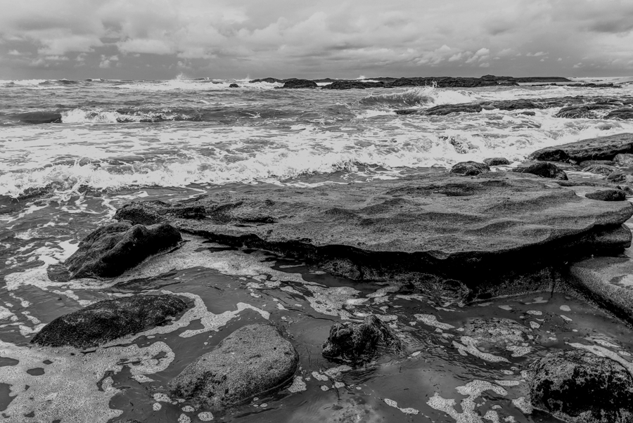 Ocean waves and rocks - Tamarindo, Costa Rica