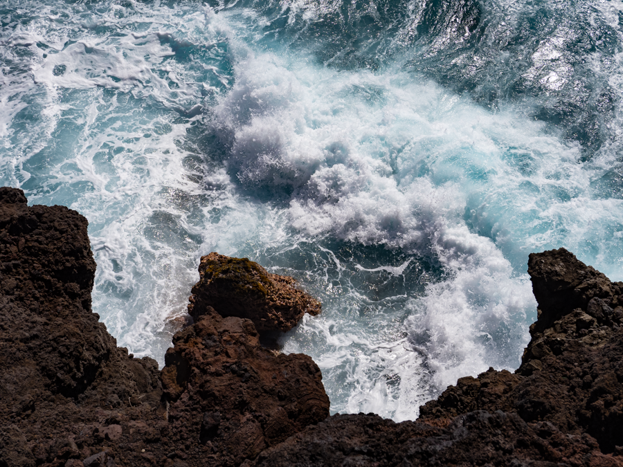 Waves crashing against the rocks - Maui, Hawaii