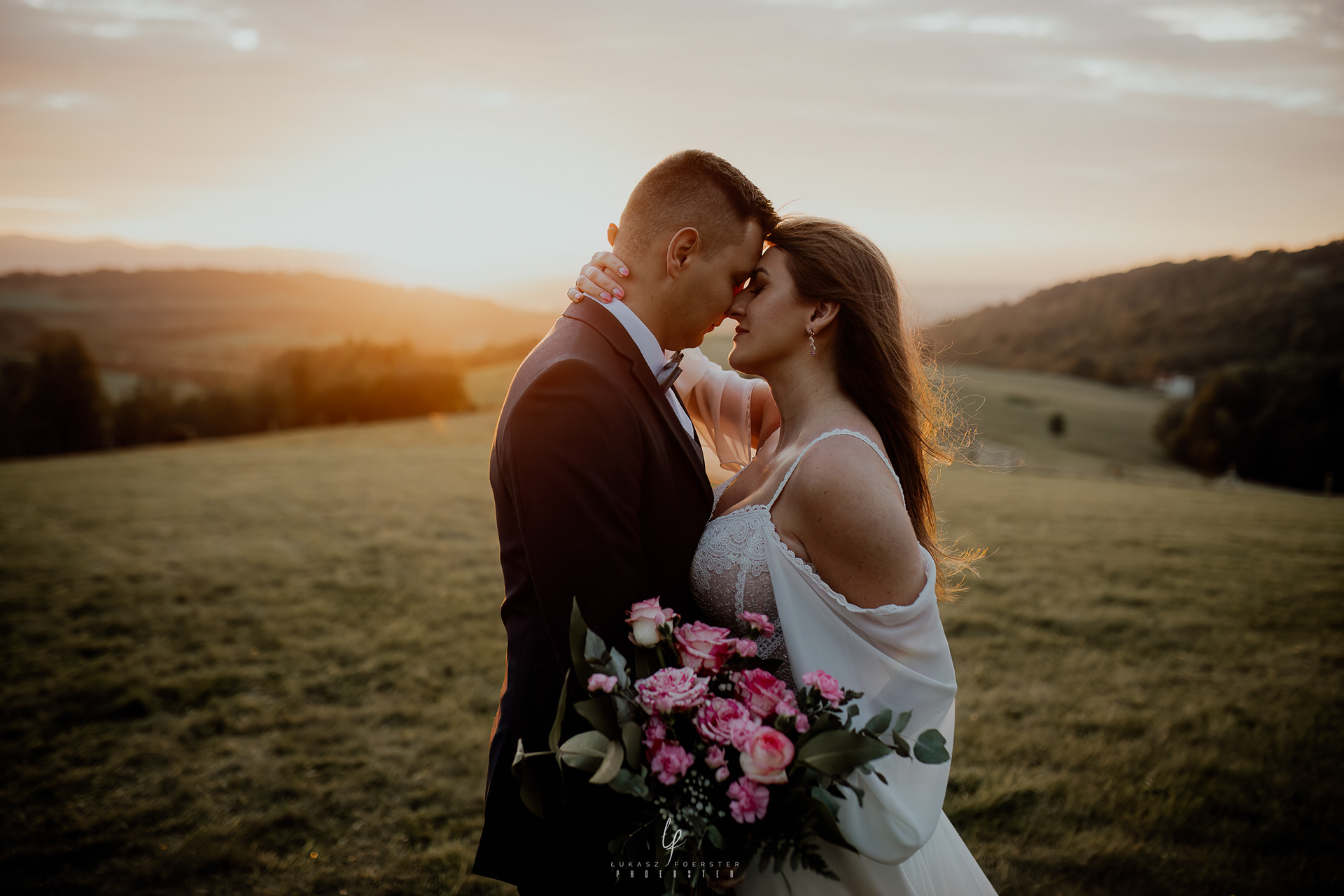 Zachód słońca w górach