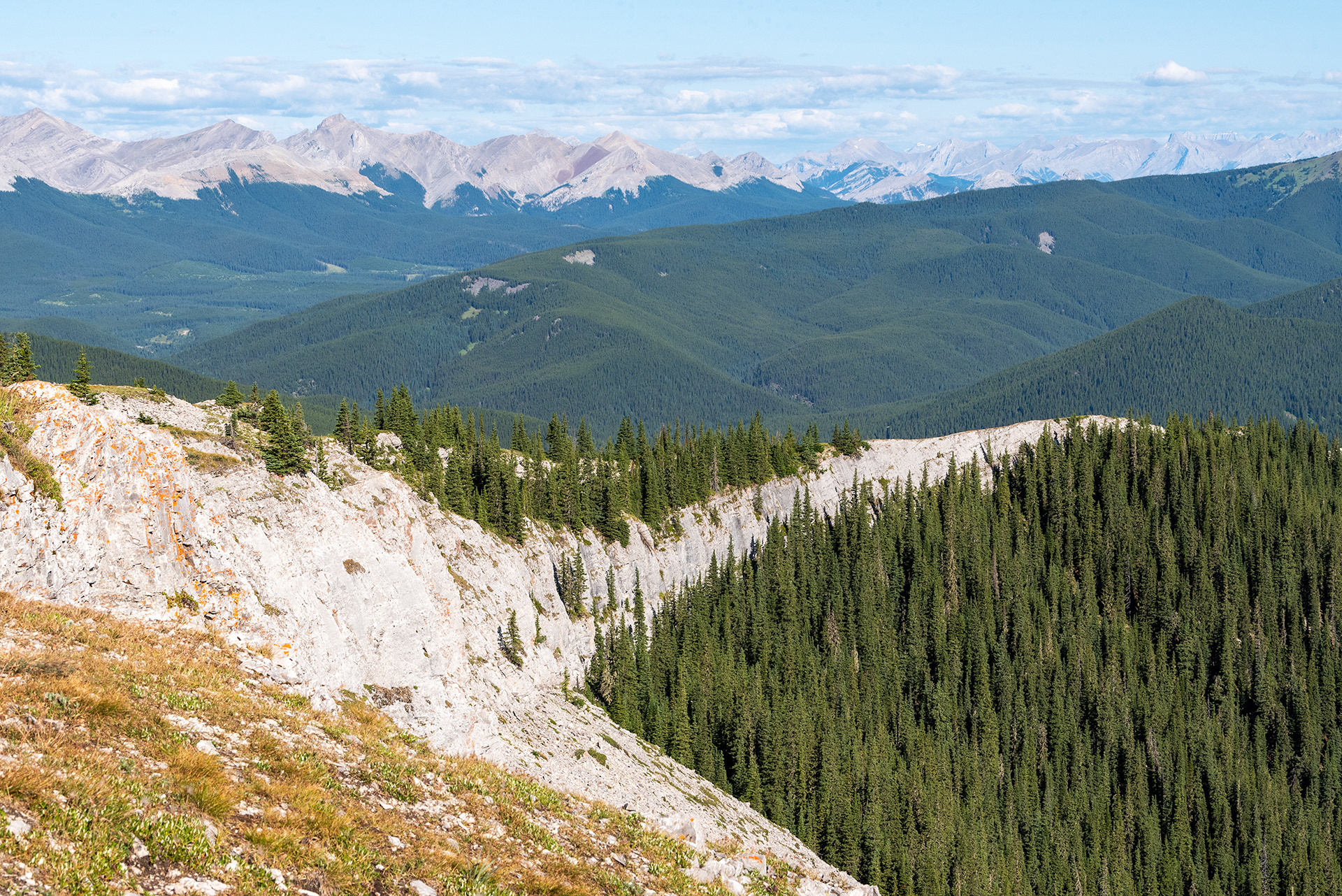 A view from the peak of Prairie Mountain