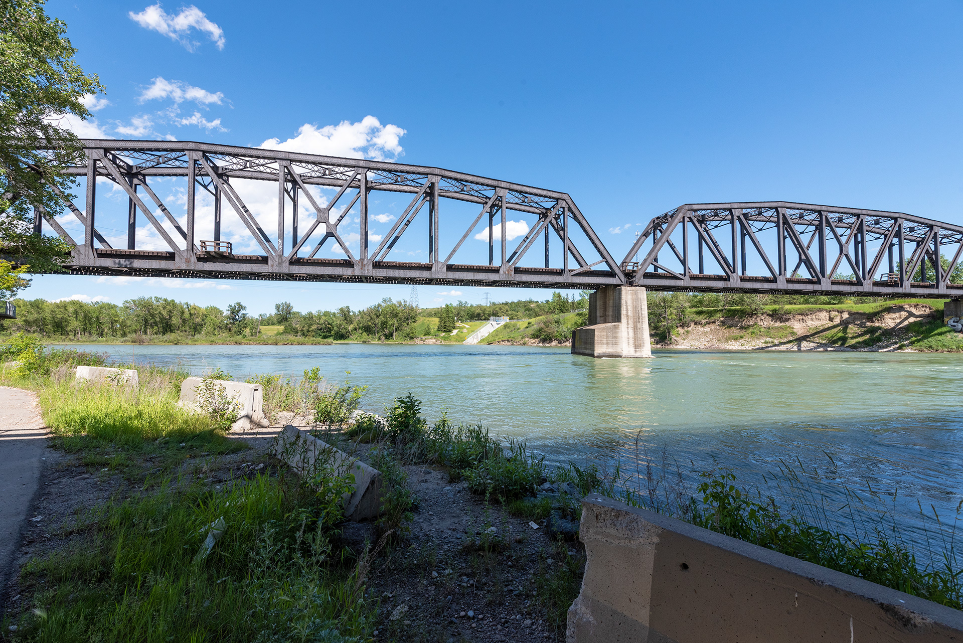 Upstream view of the Bow River near Ogden Road SE, Calgary, Alberta
