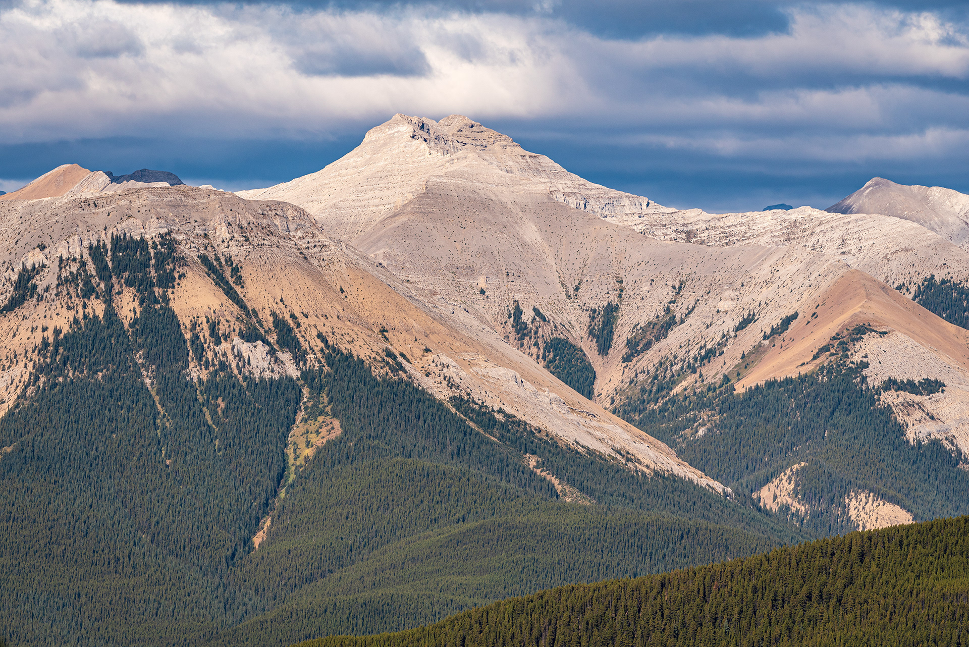 A (300 mm) view from Prairie Mountain