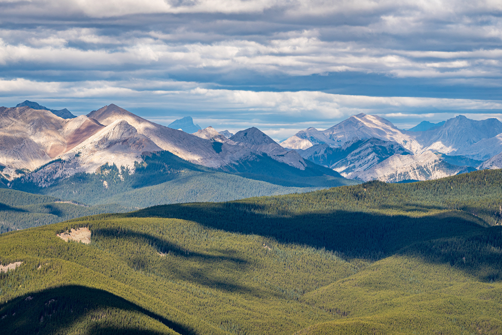 A (200 mm) view from Prairie Mountain