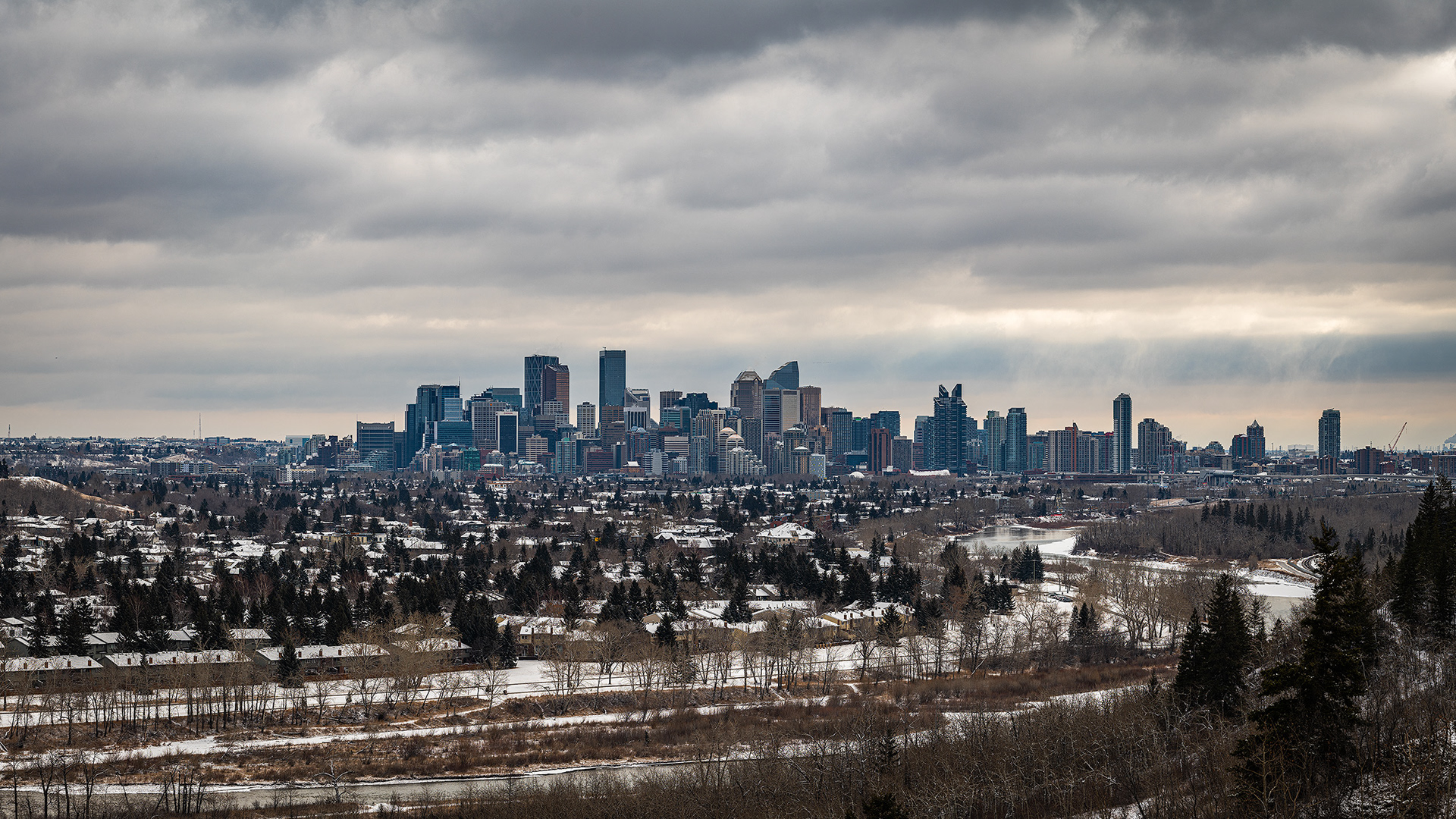 16x9 Panoramic Cityscape (5 shot) of the downtown skyline from Edworthy Park, Calgary, AB