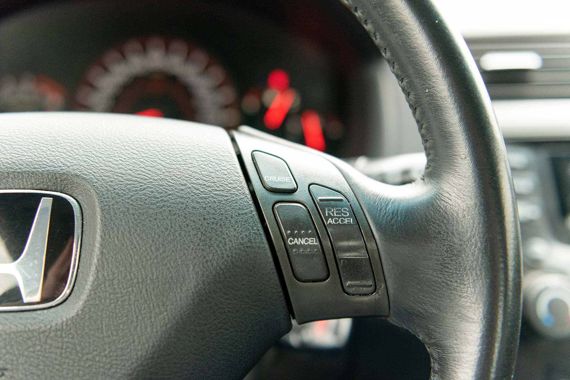 2003 Honda Accord Coupe steering wheel controls
